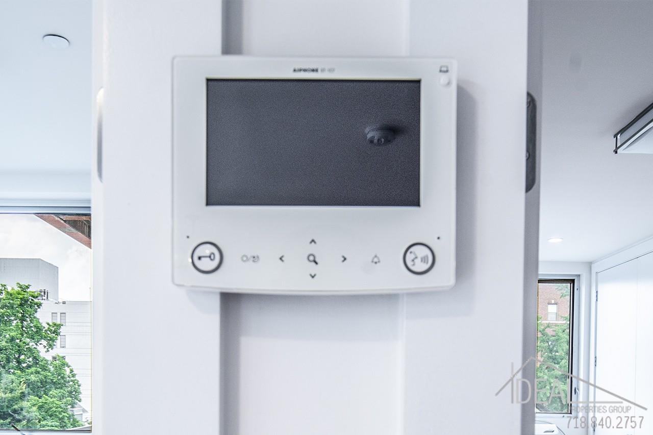 #2 photo, 109 Winthrop Street, ブルックリン区 Brooklyn , NY 11225