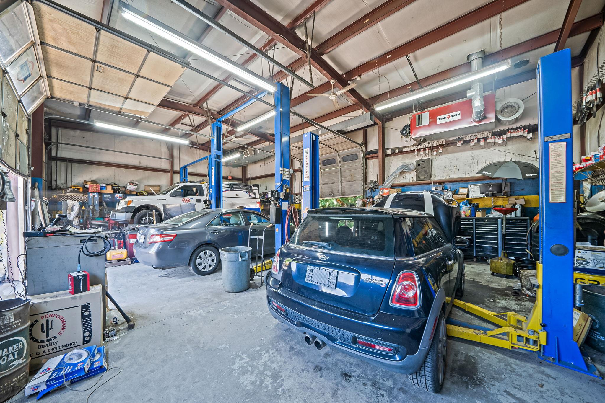 #12 photo, 18 Havenwood Drive, サフォーク郡 Shirley , NY 11967