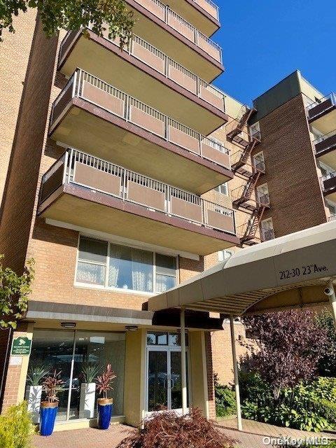 #1 photo, 212-30 23rd Avenue, 皇后區 貝塞 Bayside , NY 11360