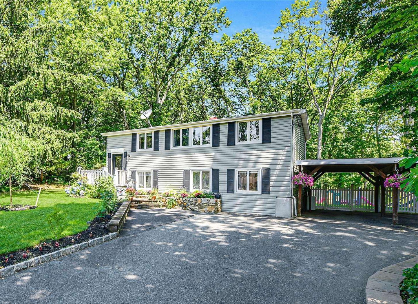 #1 photo, 347 old town rd Road, East Setauket , NY 11733
