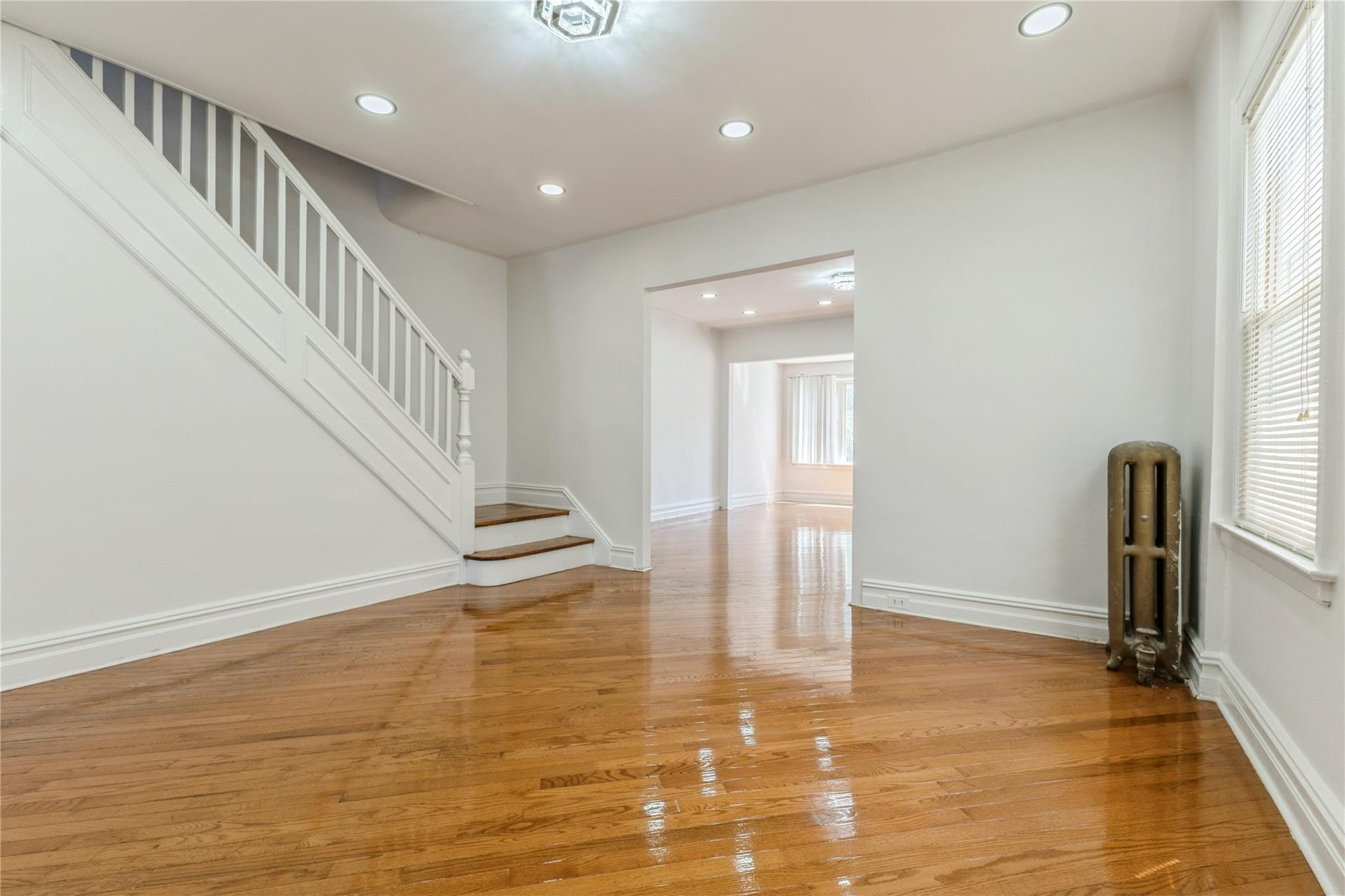 #5 photo, 604 E 38th Street, Brooklyn , NY 11203