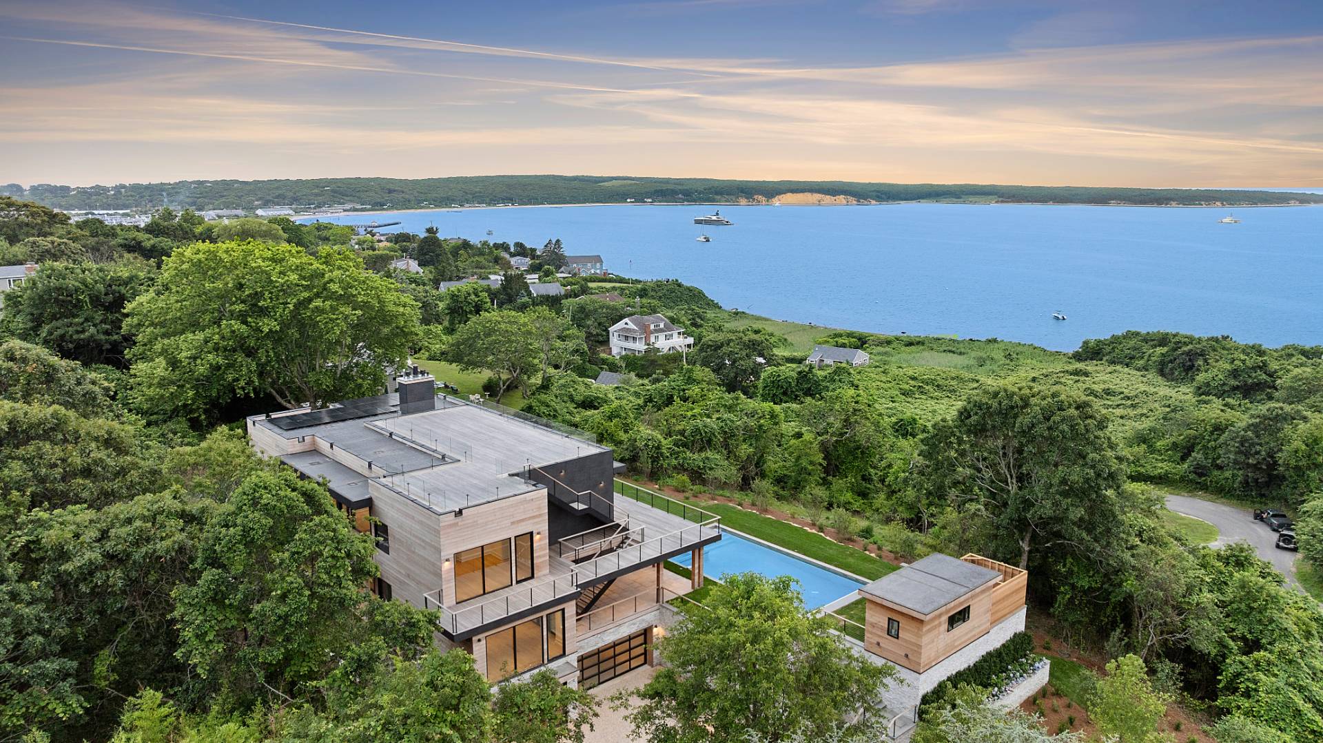 #1 photo, 15 North Neck Lane, Montauk , NY 11954