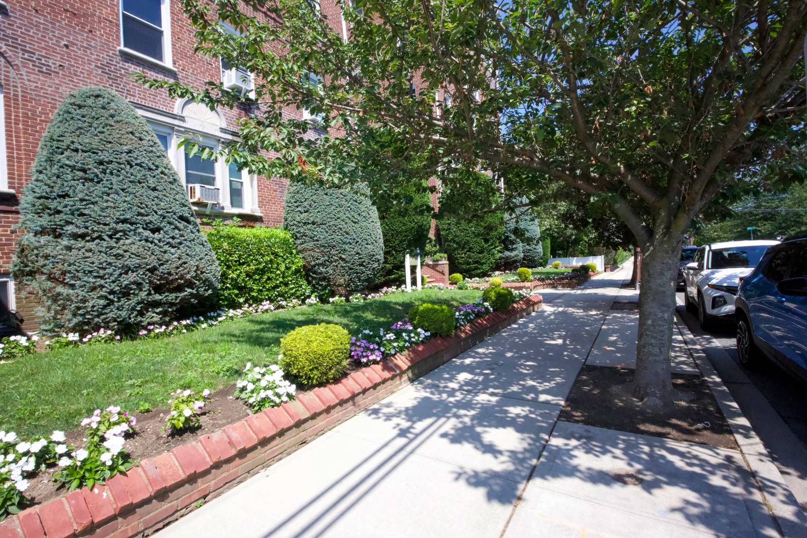 #1 photo, 45 Grand Ave, #B7, Rockville Centre , NY 11570