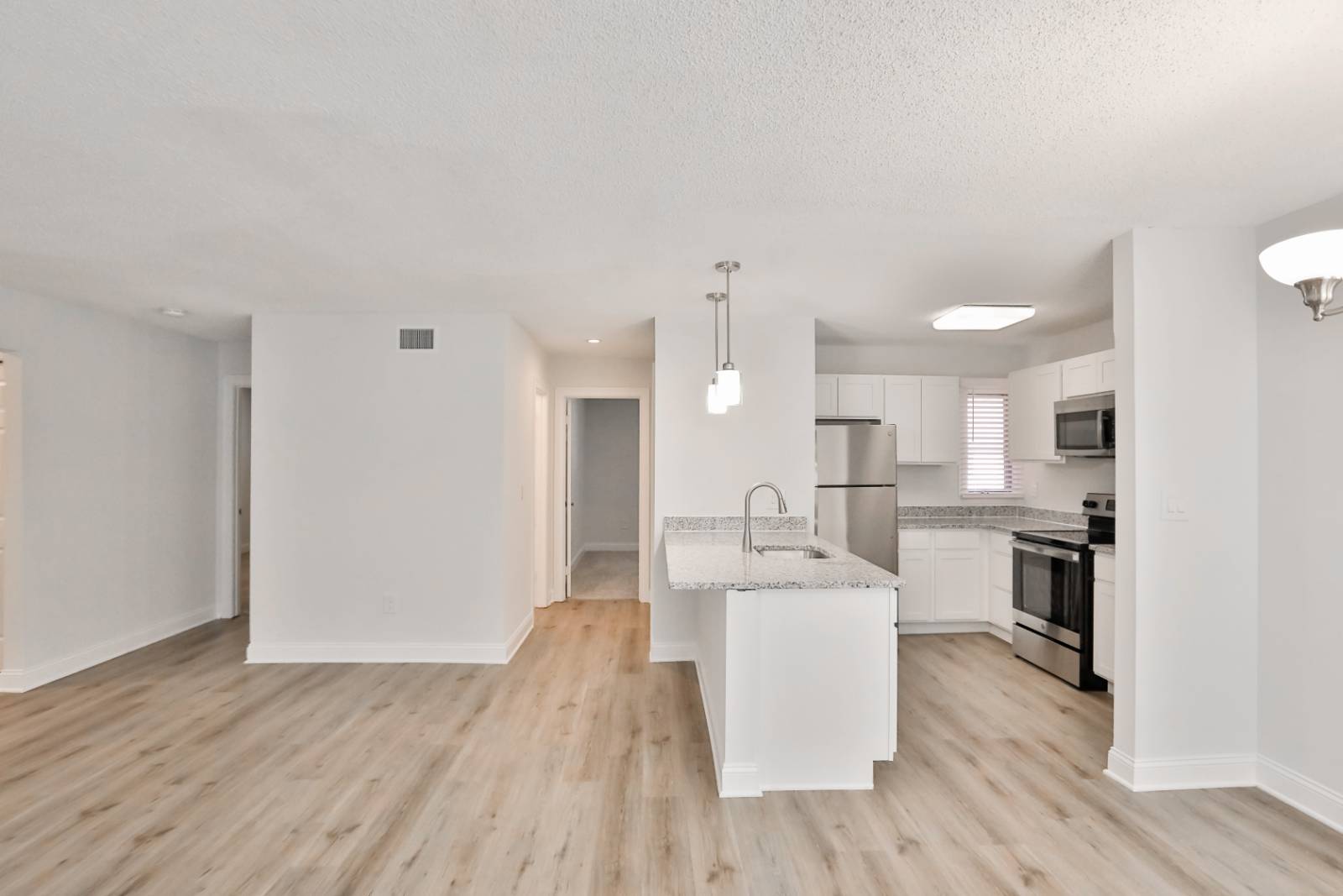 #4 photo, 108  High Rock Ave, Saratoga Springs , NY 12866