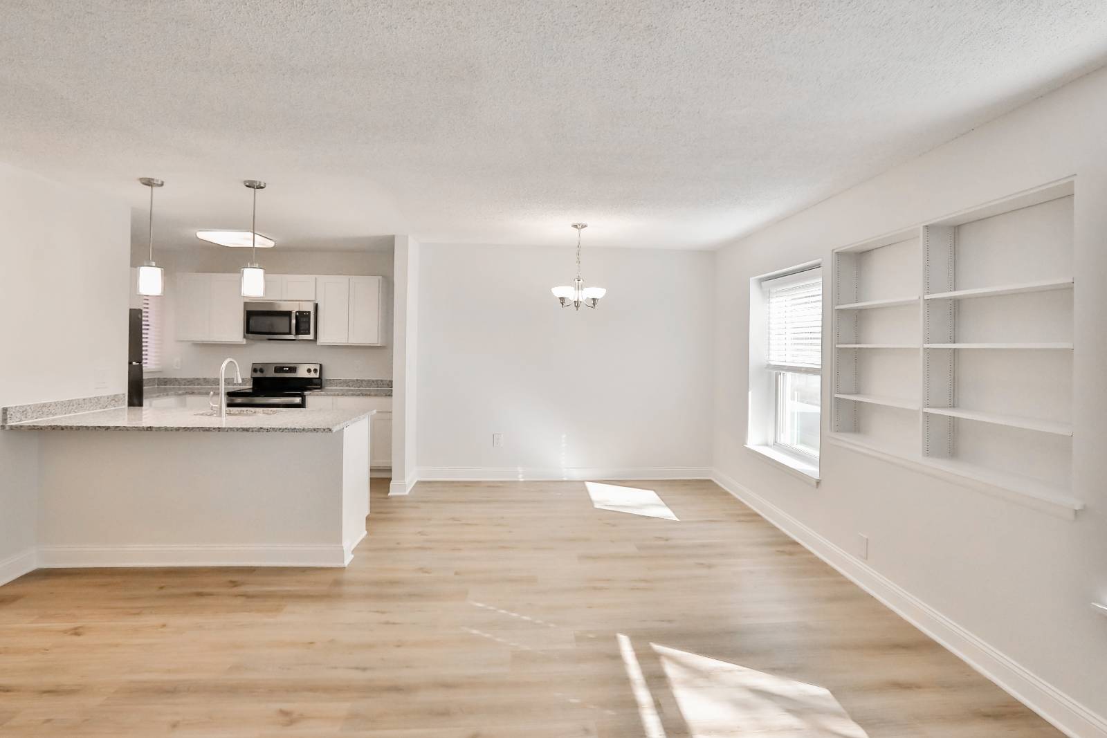 #6 photo, 108  High Rock Ave, Saratoga Springs , NY 12866