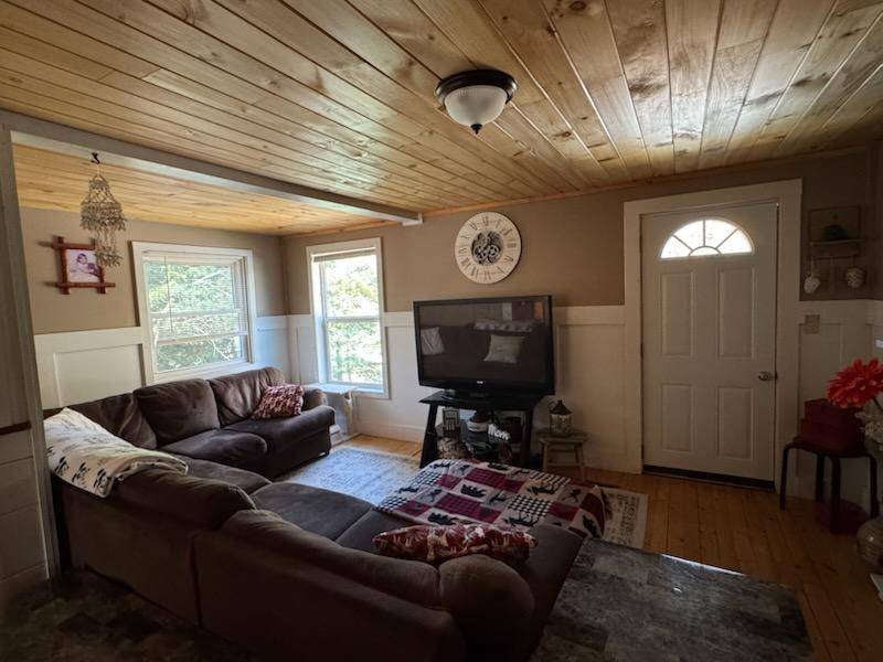 #10 photo, 141 Harvey St, Old Forge , NY 13420