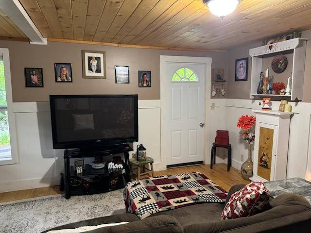 #11 photo, 141 Harvey St, Old Forge , NY 13420