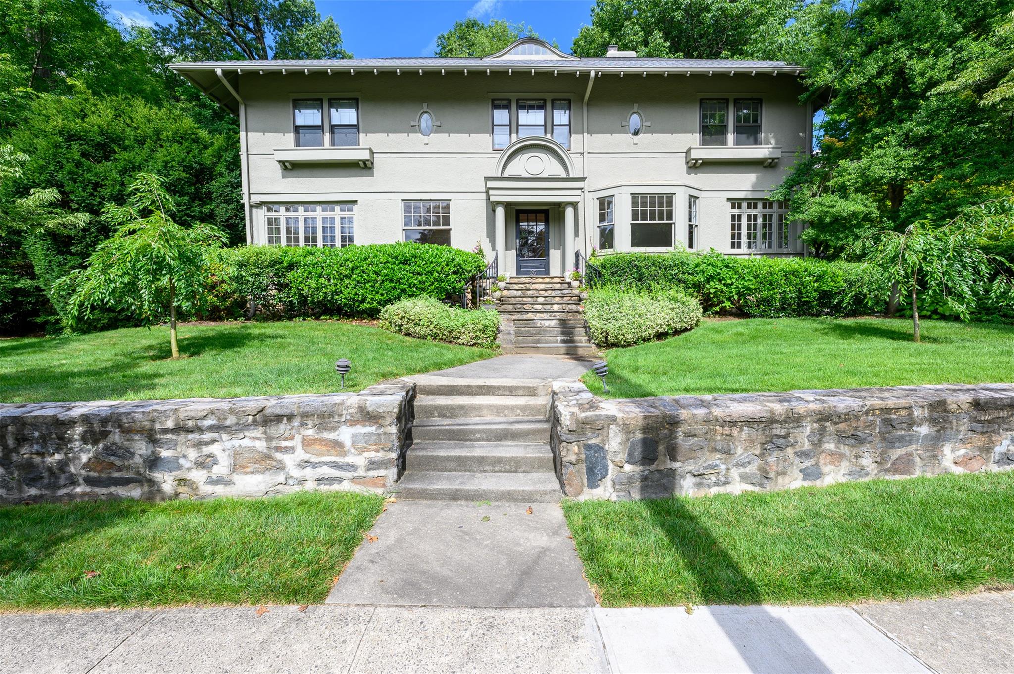 #1 photo, 25 Highbrook Avenue, Pelham , NY 10803