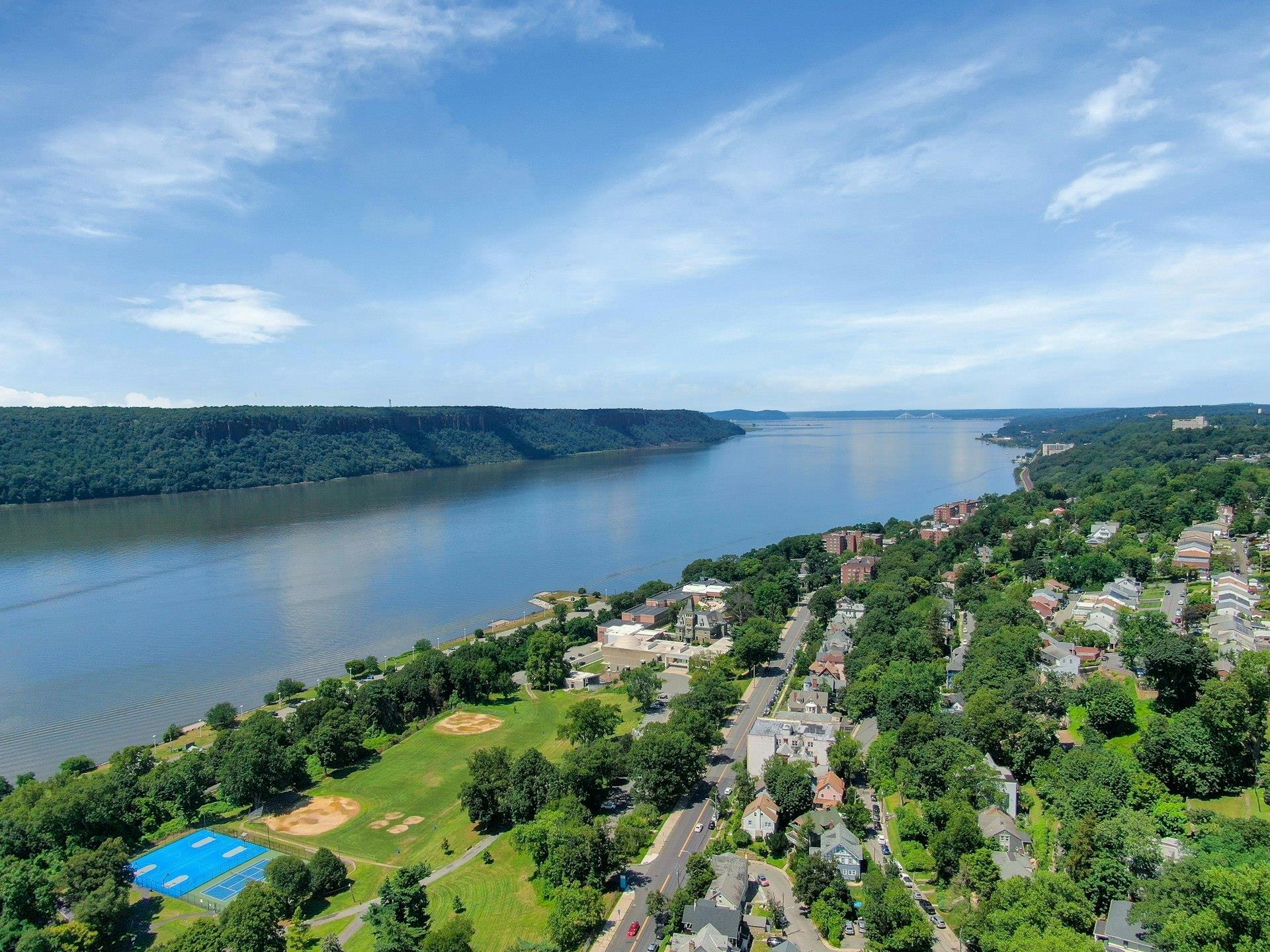 #18 photo, 440 Warburton Avenue, Yonkers , NY 10701