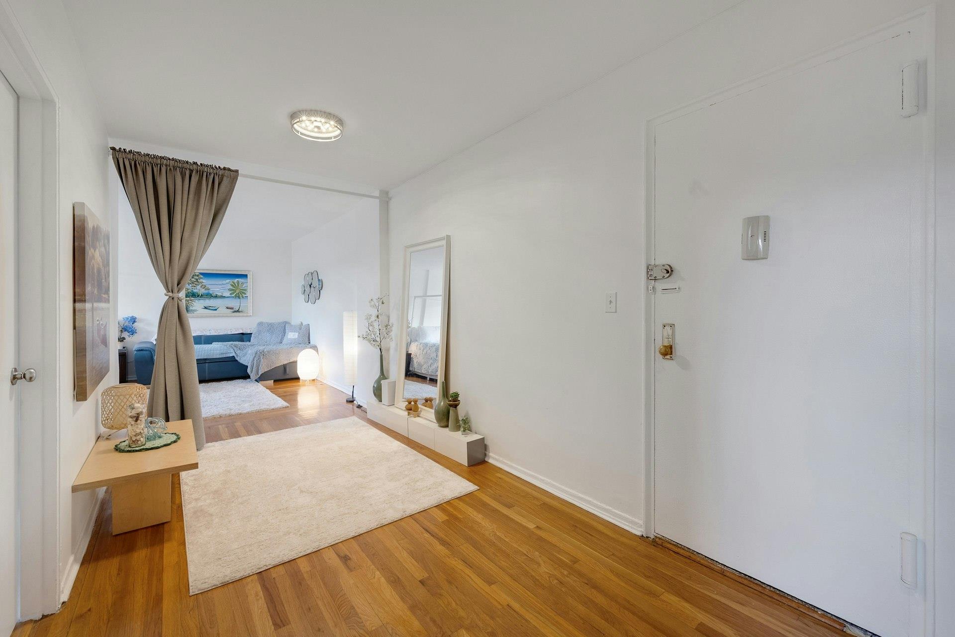 #6 photo, 440 Warburton Avenue, Yonkers , NY 10701