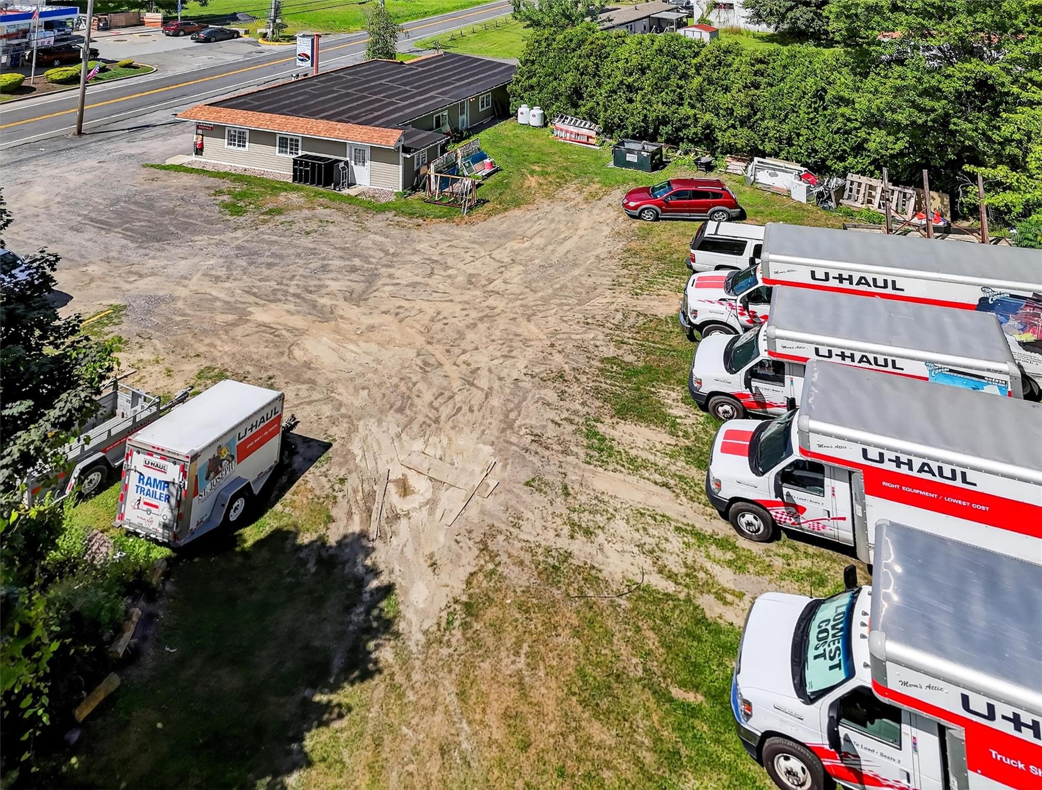 #18 photo, 557 Route 44-55, Highland , NY 12528