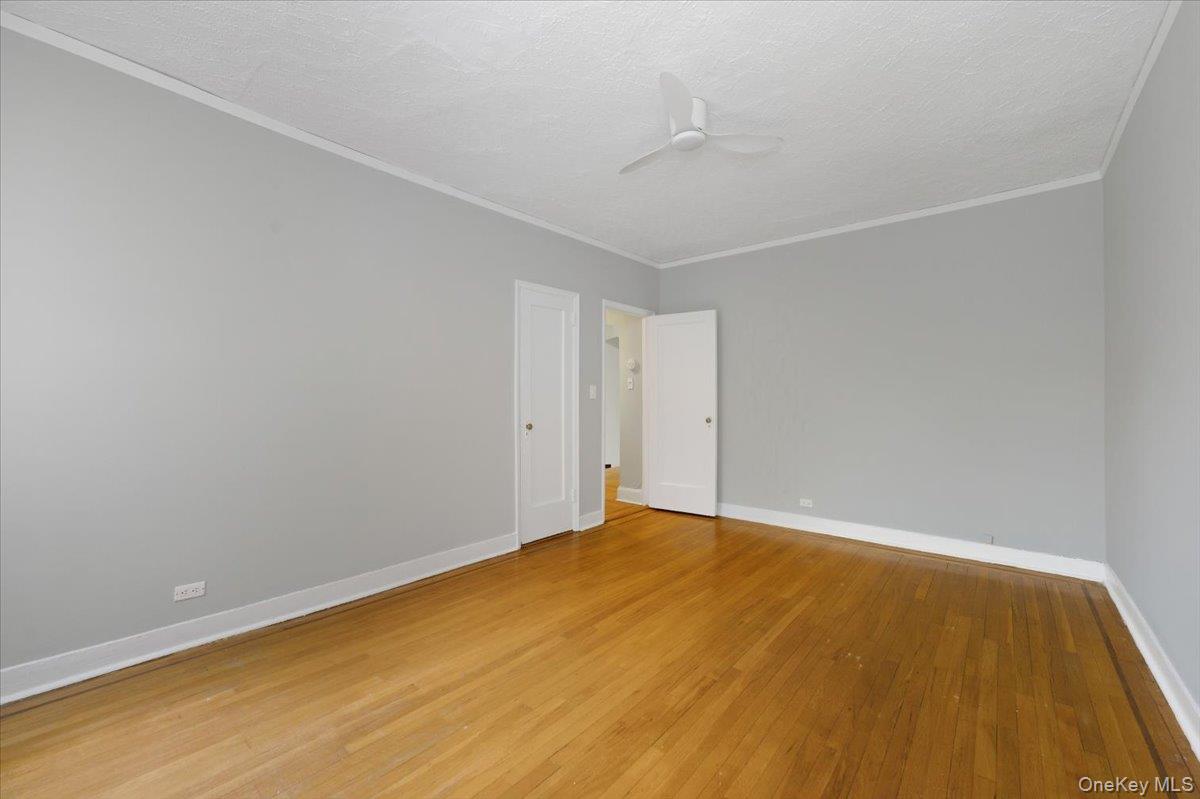 #9 photo, 3875 Waldo Avenue, Bronx , NY 10463