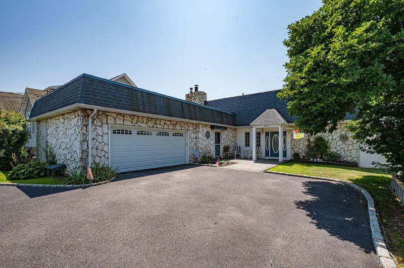 #1 photo, 66 Lighthouse Road, Babylon , NY 11702
