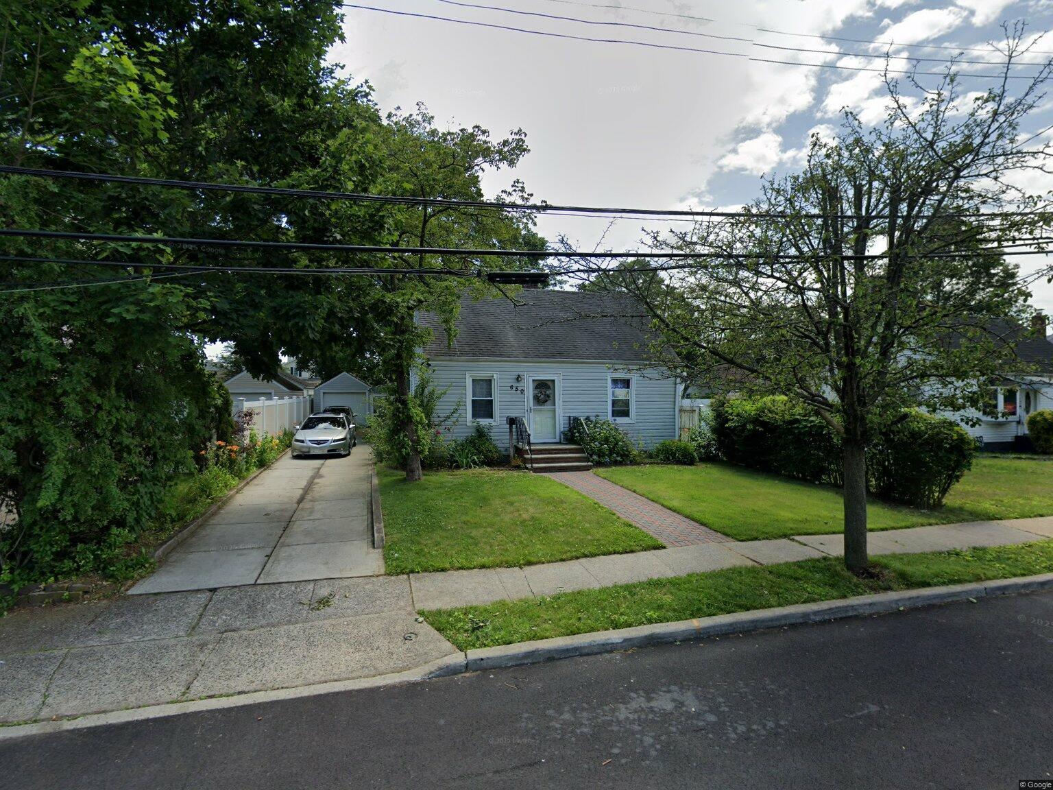 #1 photo, 650 IRENE Street, South Hempstead , NY 11550