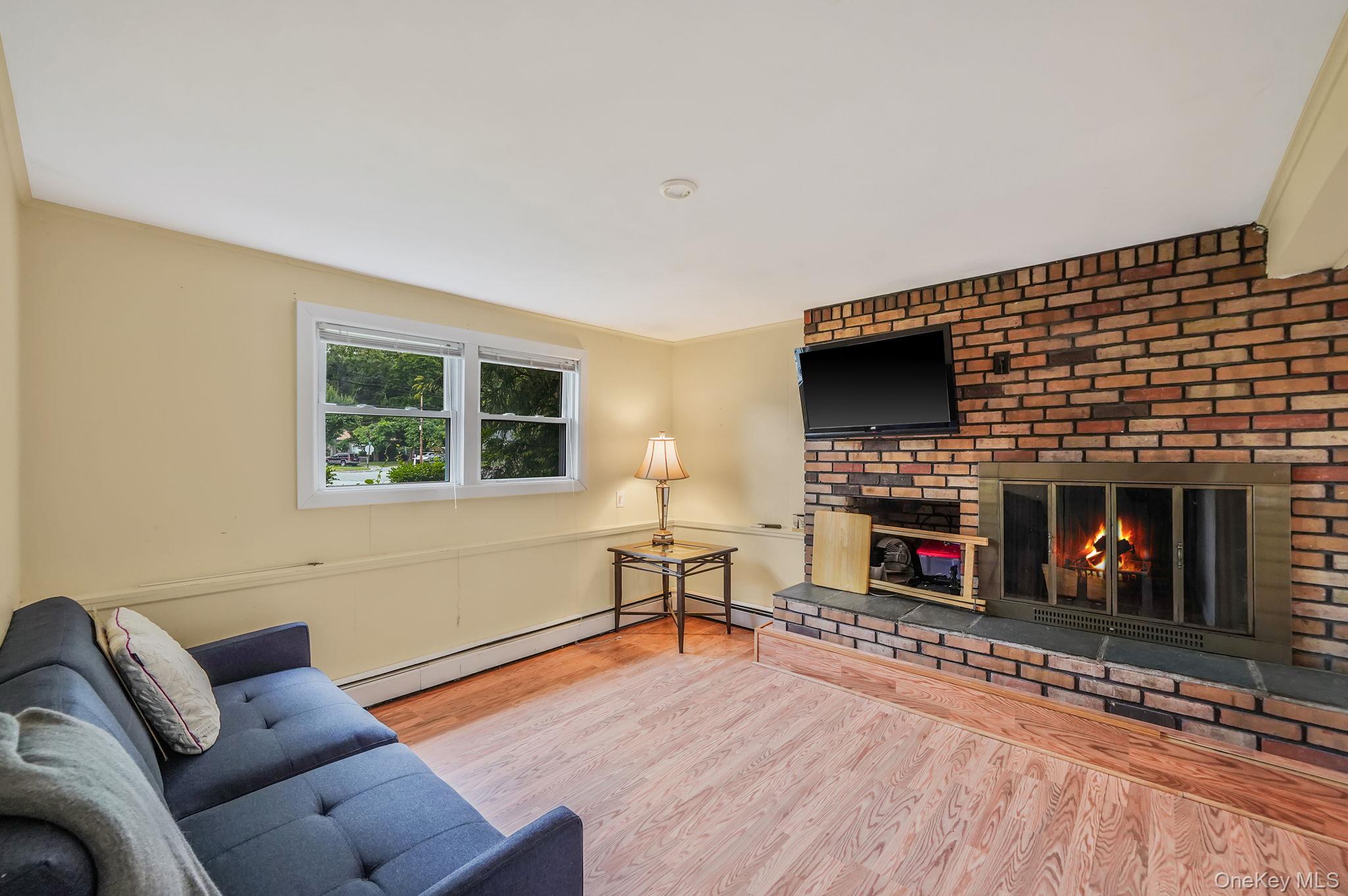 #19 photo, 4 Margaret Drive, 東長島 Nesconset , NY 11767