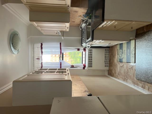 #5 photo, 6735 Yellowstone Boulevard, クイーンズ区 Forest Hills , NY 11375