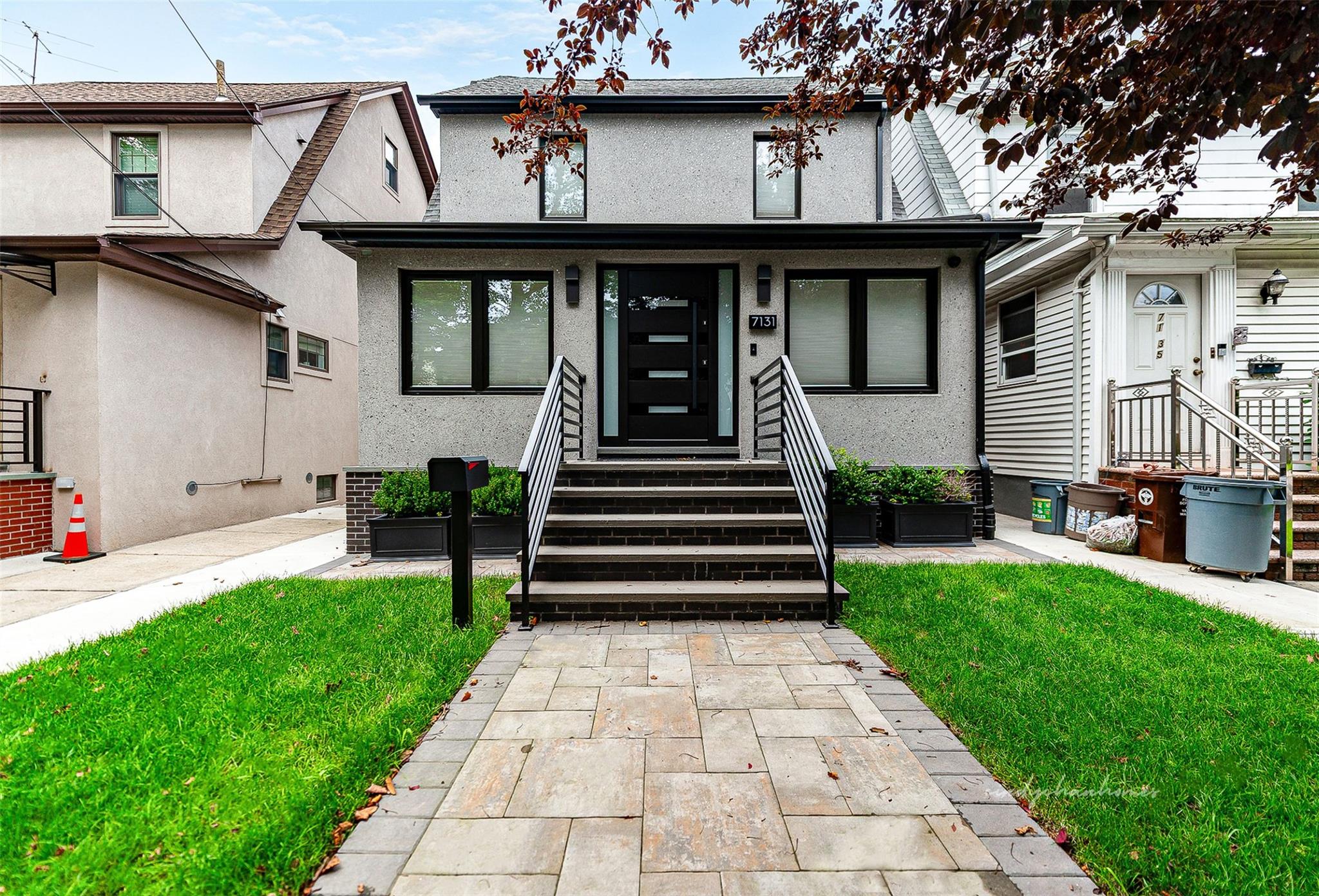 #2 photo, 71-31 Loubet Street, クイーンズ区 Forest Hills , NY 11375