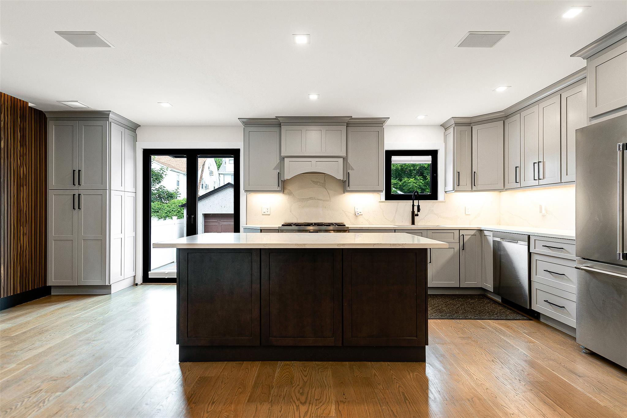 #8 photo, 71-31 Loubet Street, クイーンズ区 Forest Hills , NY 11375