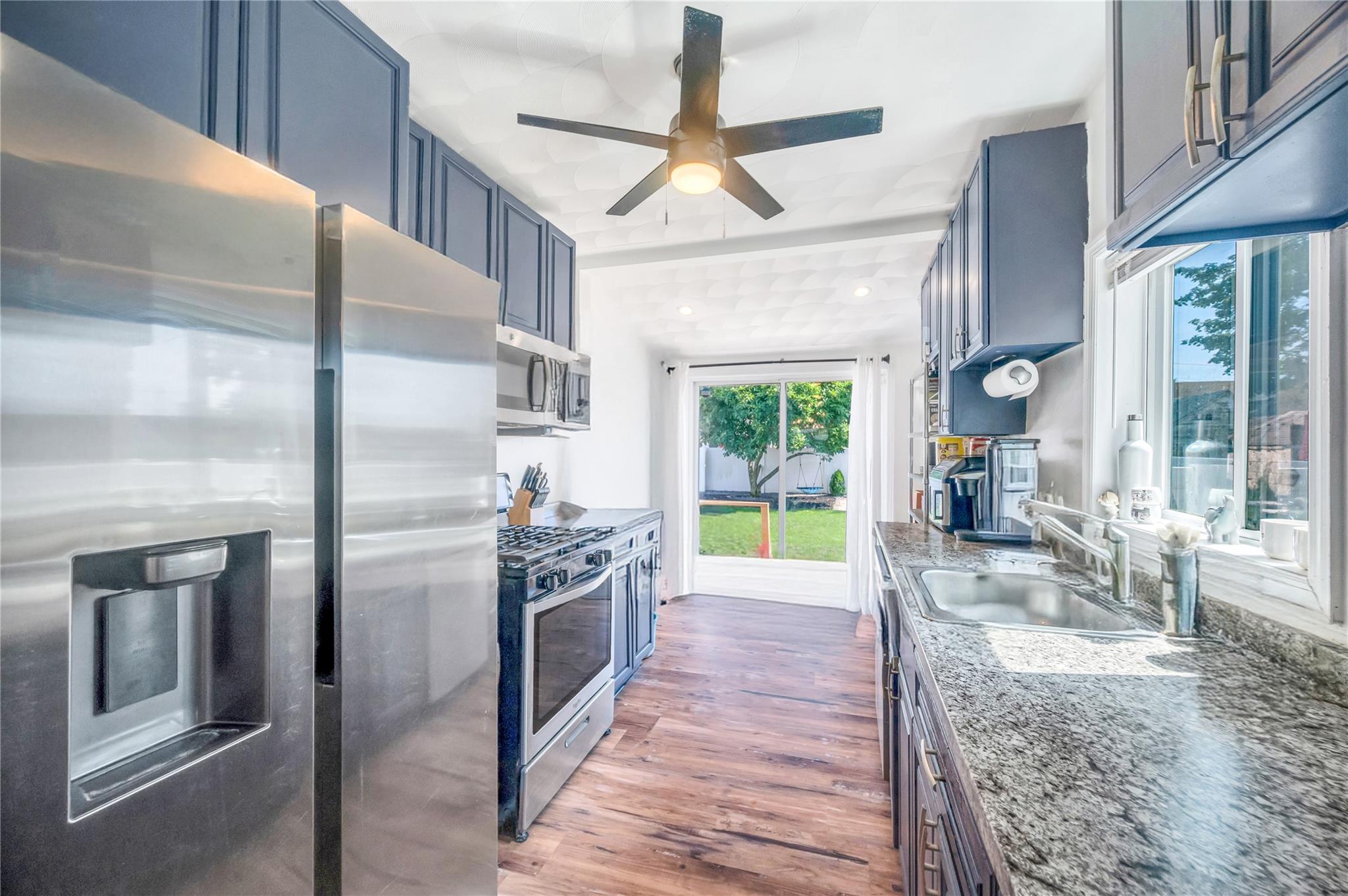 #13 photo, 728 Grand Terrace Avenue, Baldwin , NY 11510