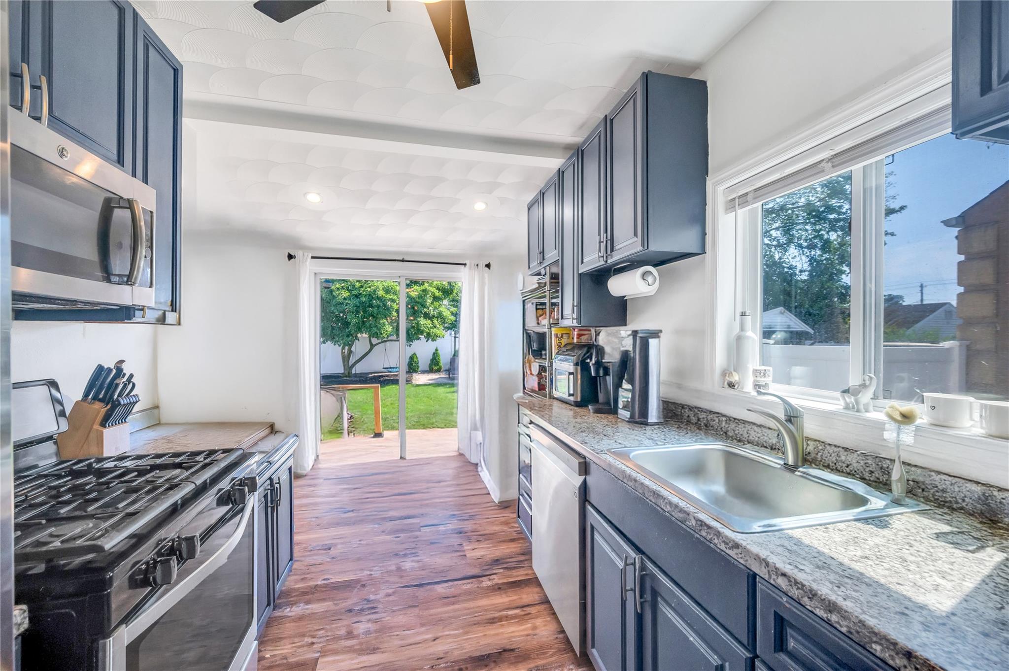 #14 photo, 728 Grand Terrace Avenue, Baldwin , NY 11510