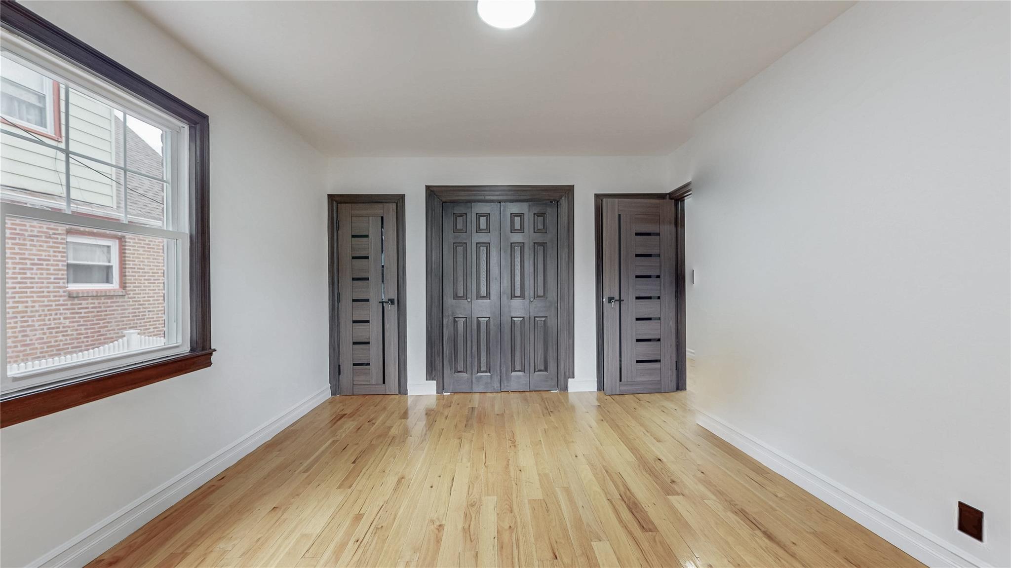 #11 photo, 118-27 201st Street, Saint Albans , NY 11412