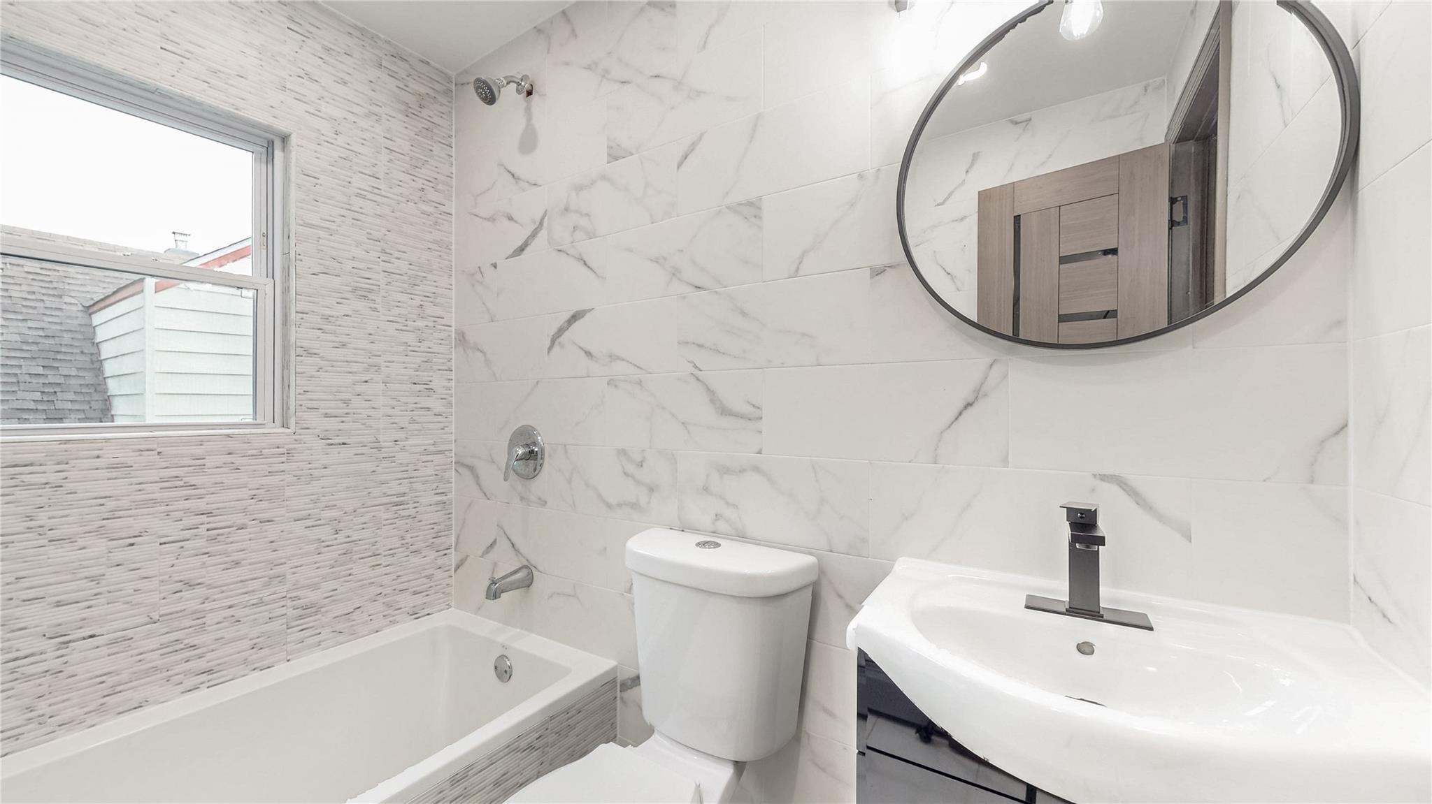 #20 photo, 118-27 201st Street, Saint Albans , NY 11412