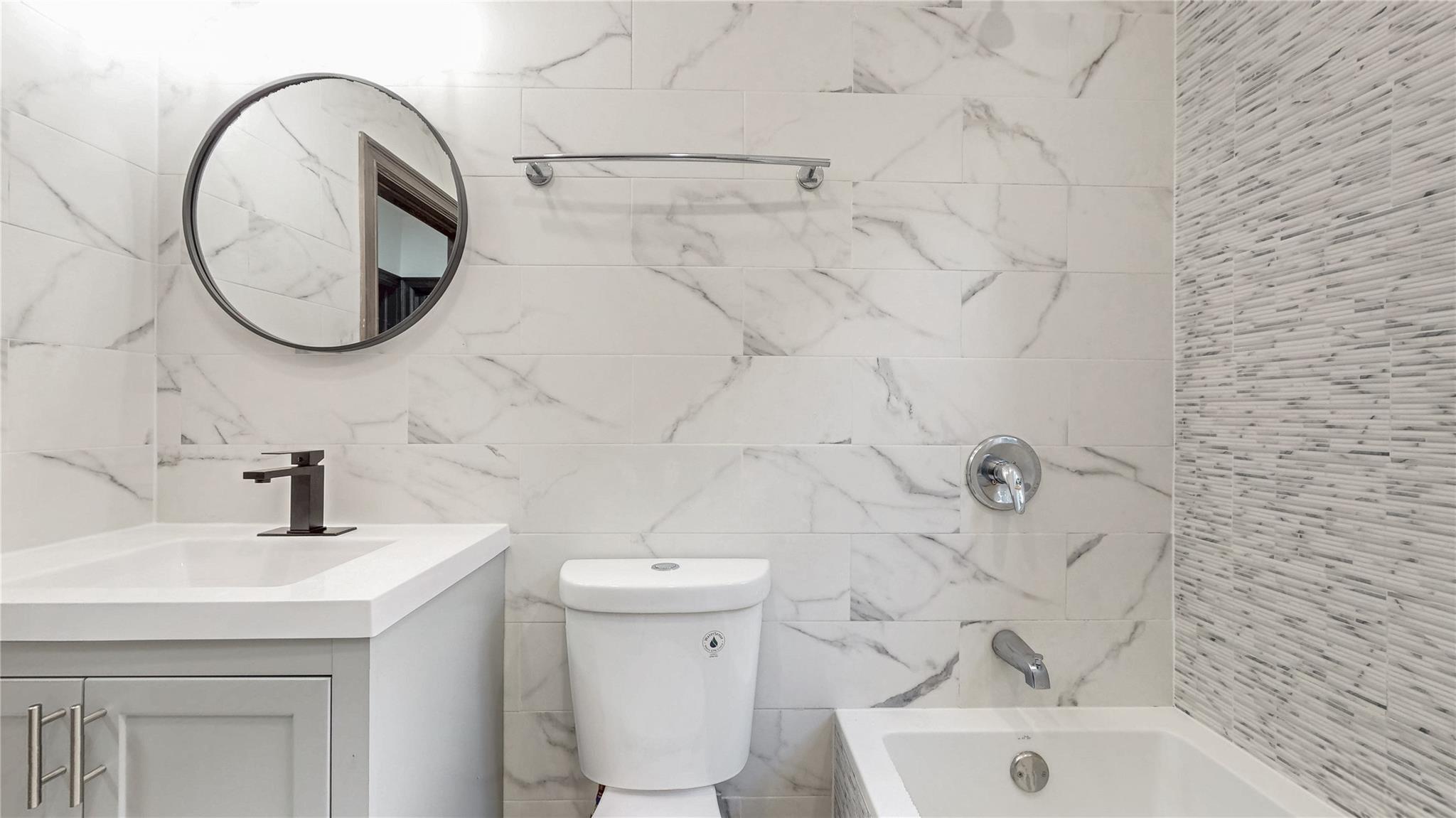 #9 photo, 118-27 201st Street, Saint Albans , NY 11412