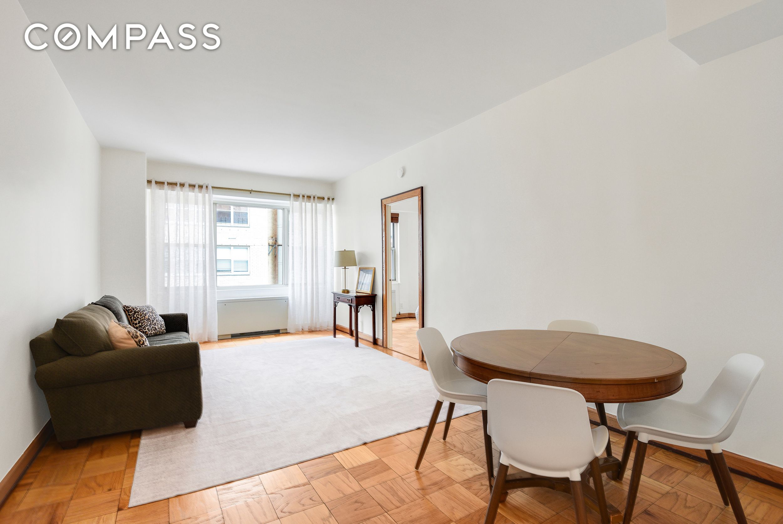 #1 photo, 520 E 72nd Street, Lenox Hill , NY 10021