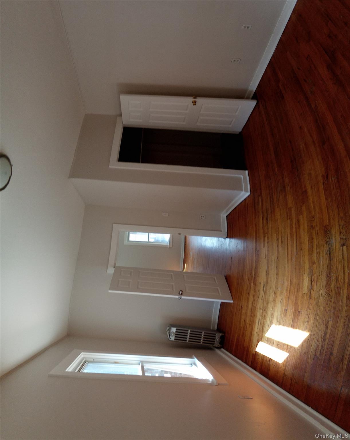 #4 photo, 102 Renwick Street, Newburgh , NY 12550