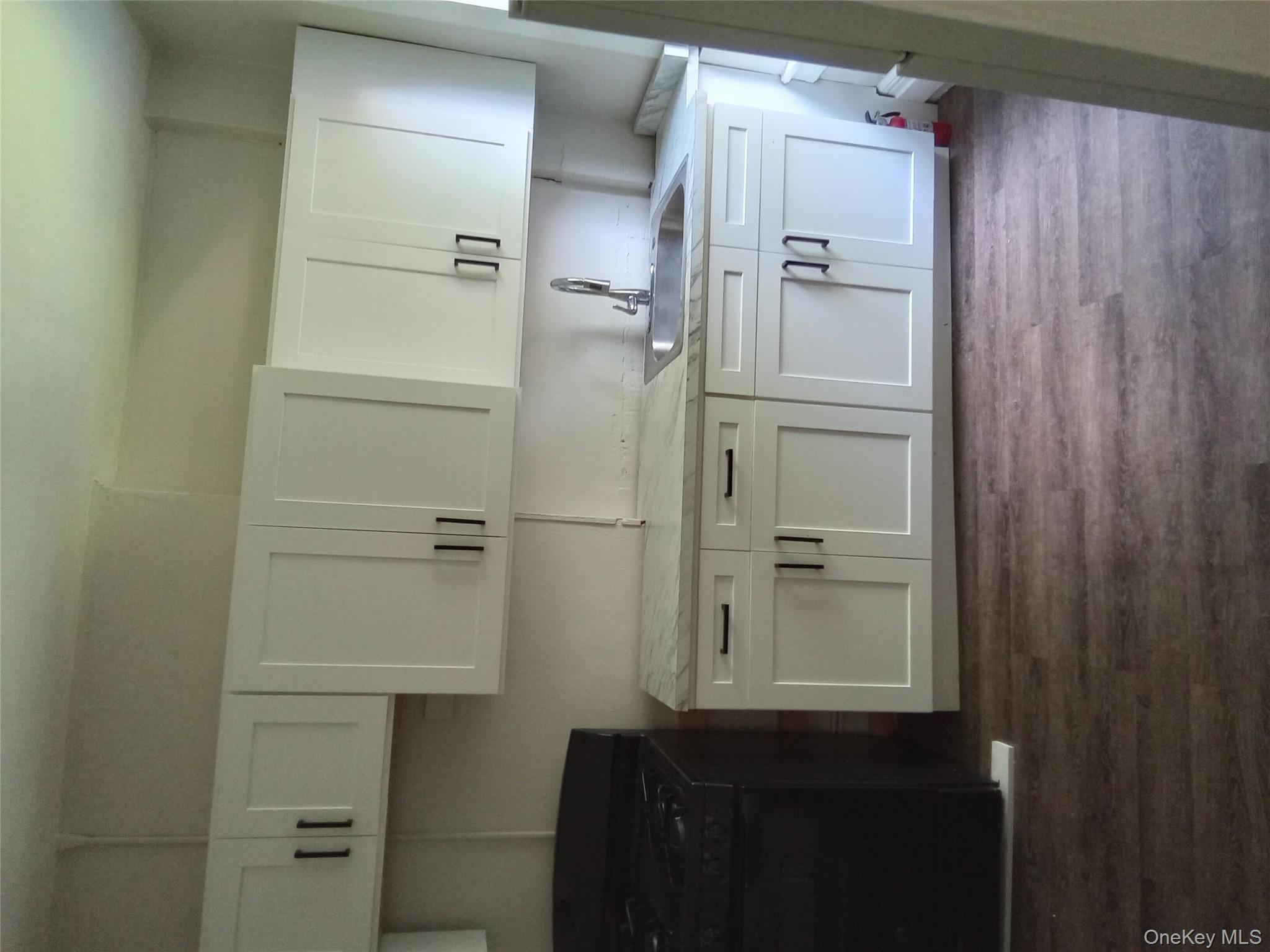 #6 photo, 102 Renwick Street, Newburgh , NY 12550