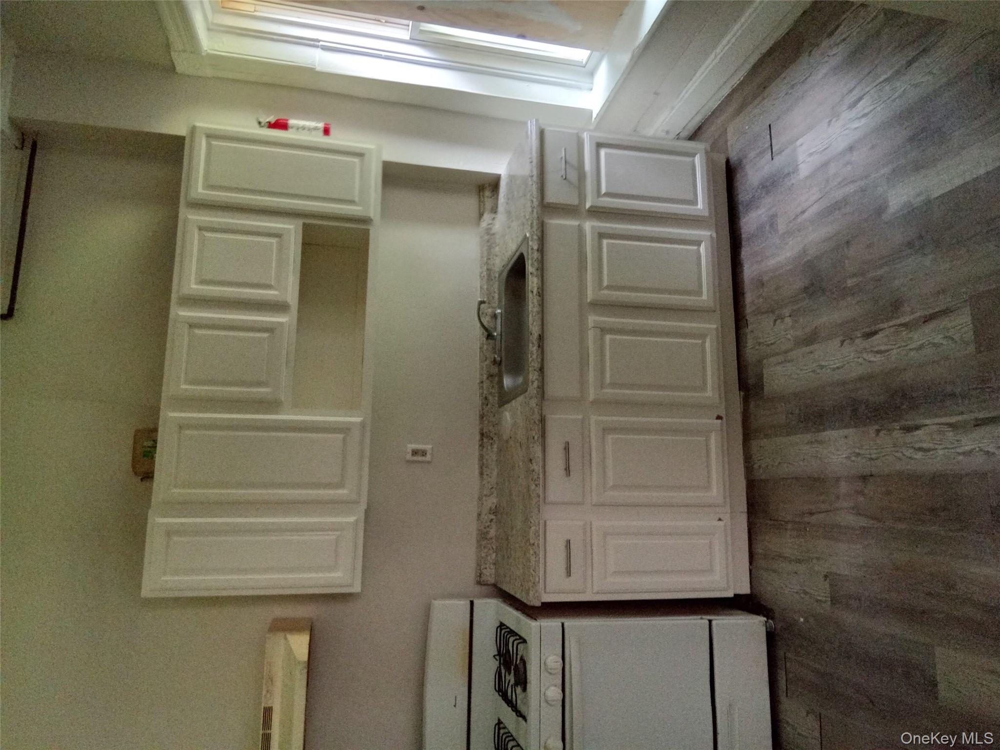 #7 photo, 102 Renwick Street, Newburgh , NY 12550