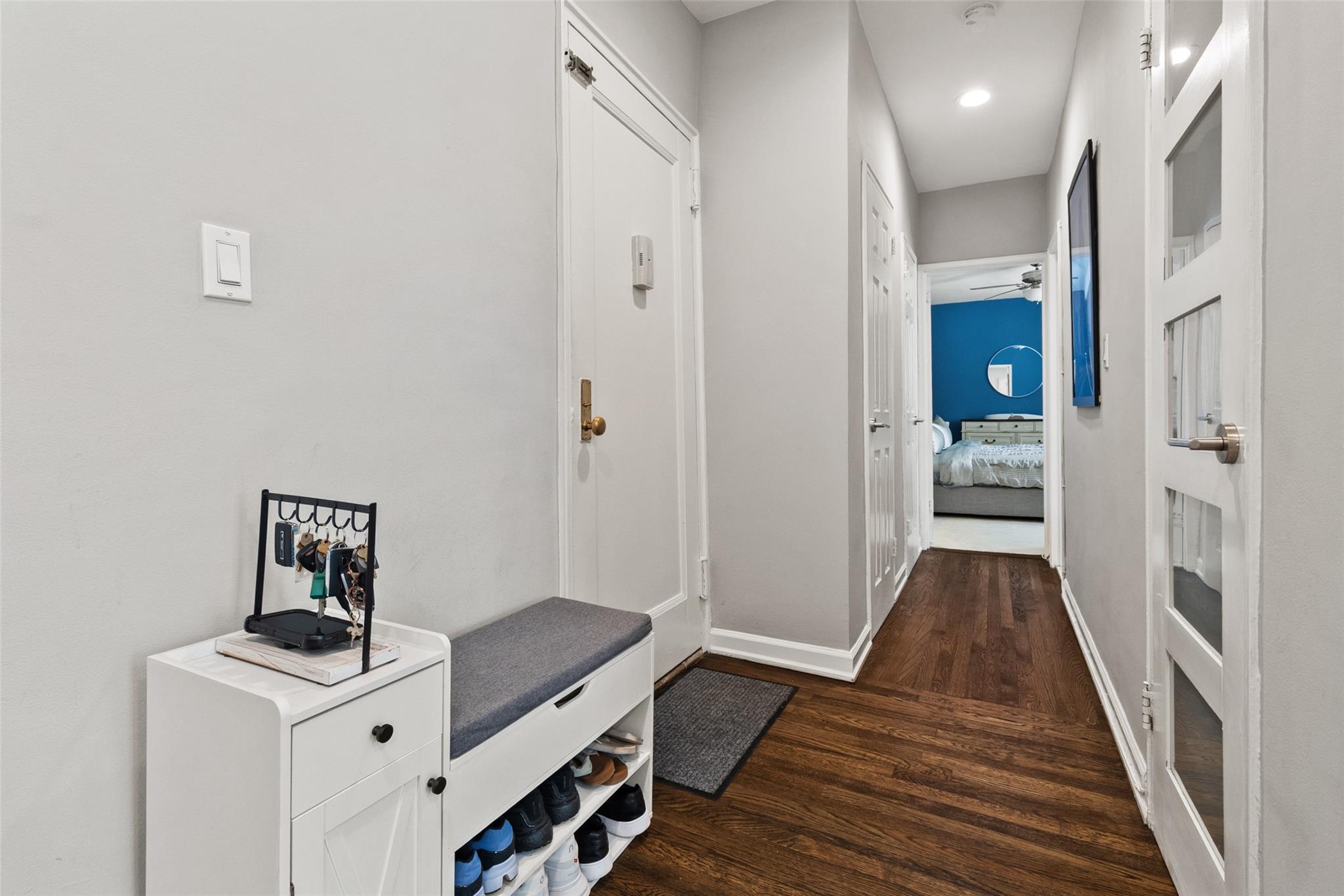 #12 photo, 101 Old Mamaroneck Road, White Plains , NY 10605