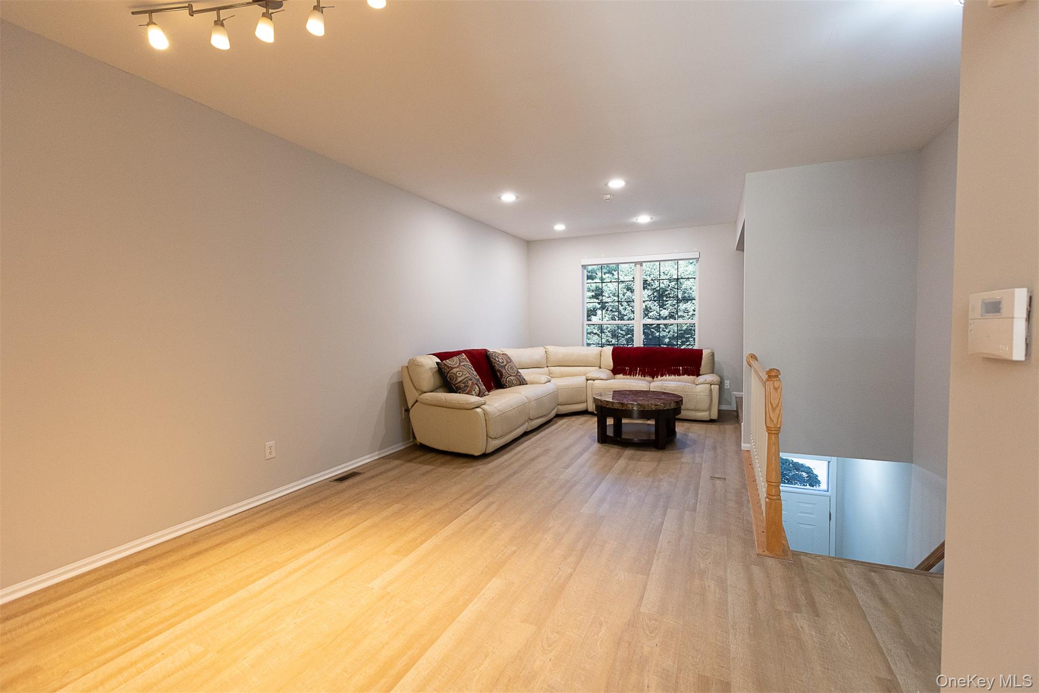 #13 photo, 16 Willow Drive, 紐約州 Nanuet , NY 10954