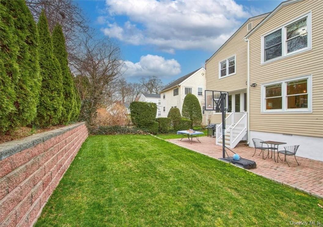 #9 photo, 149 Clarence Road, Scarsdale , NY 10583