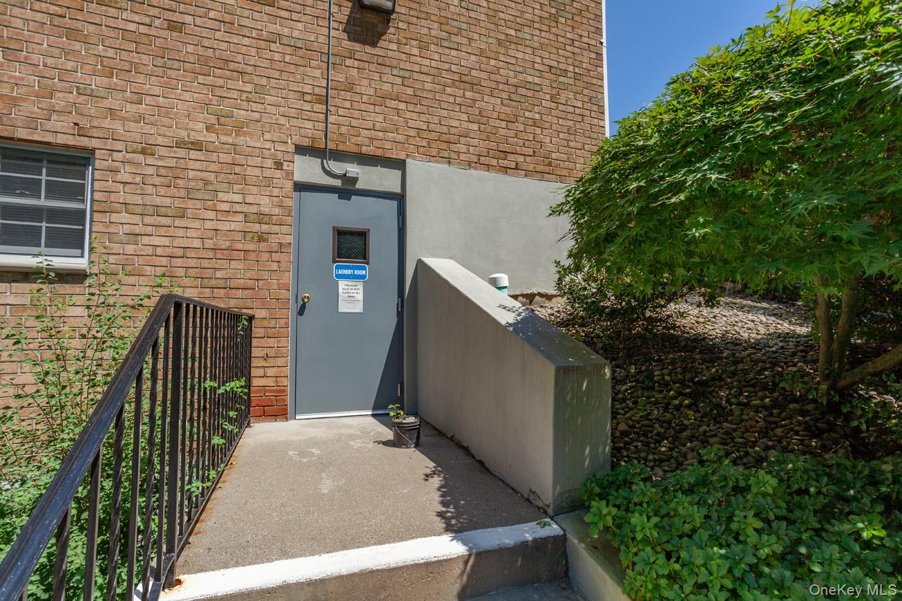 #17 photo, 1840 Crompond Road, Peekskill , NY 10566