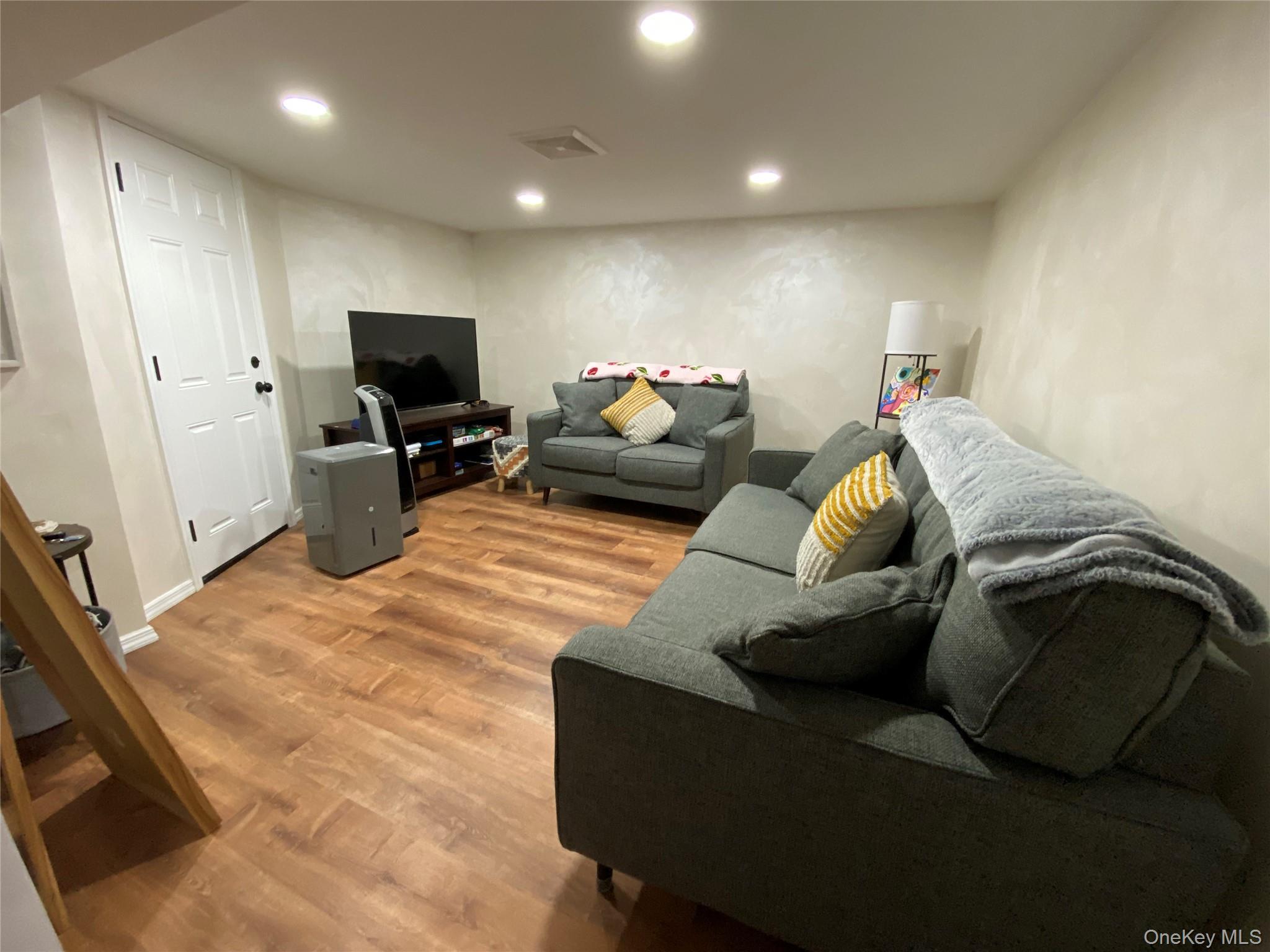 #14 photo, 9018 77th Street, クイーンズ区 Woodhaven , NY 11421