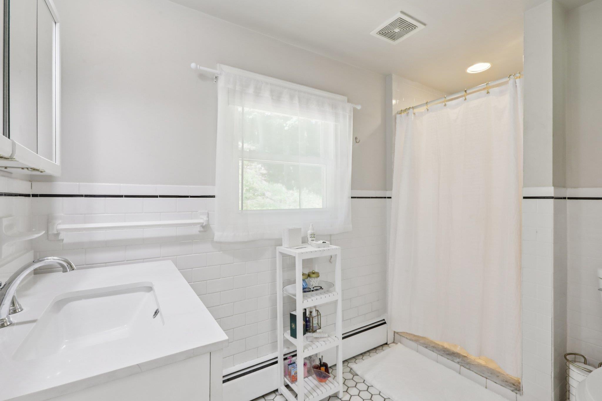 #13 photo, 1136 Route 9W, Nyack , NY 10960