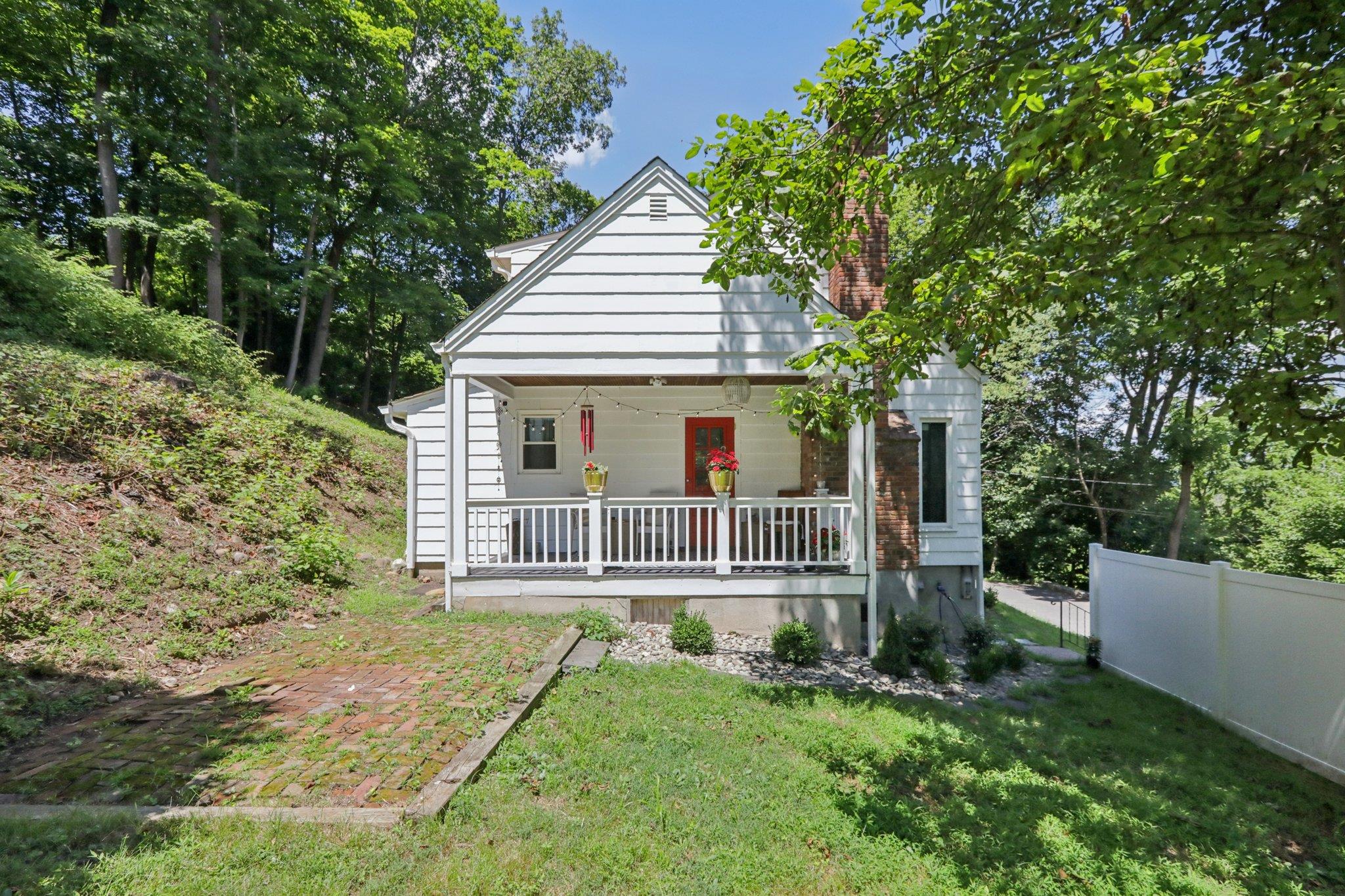 #20 photo, 1136 Route 9W, Nyack , NY 10960