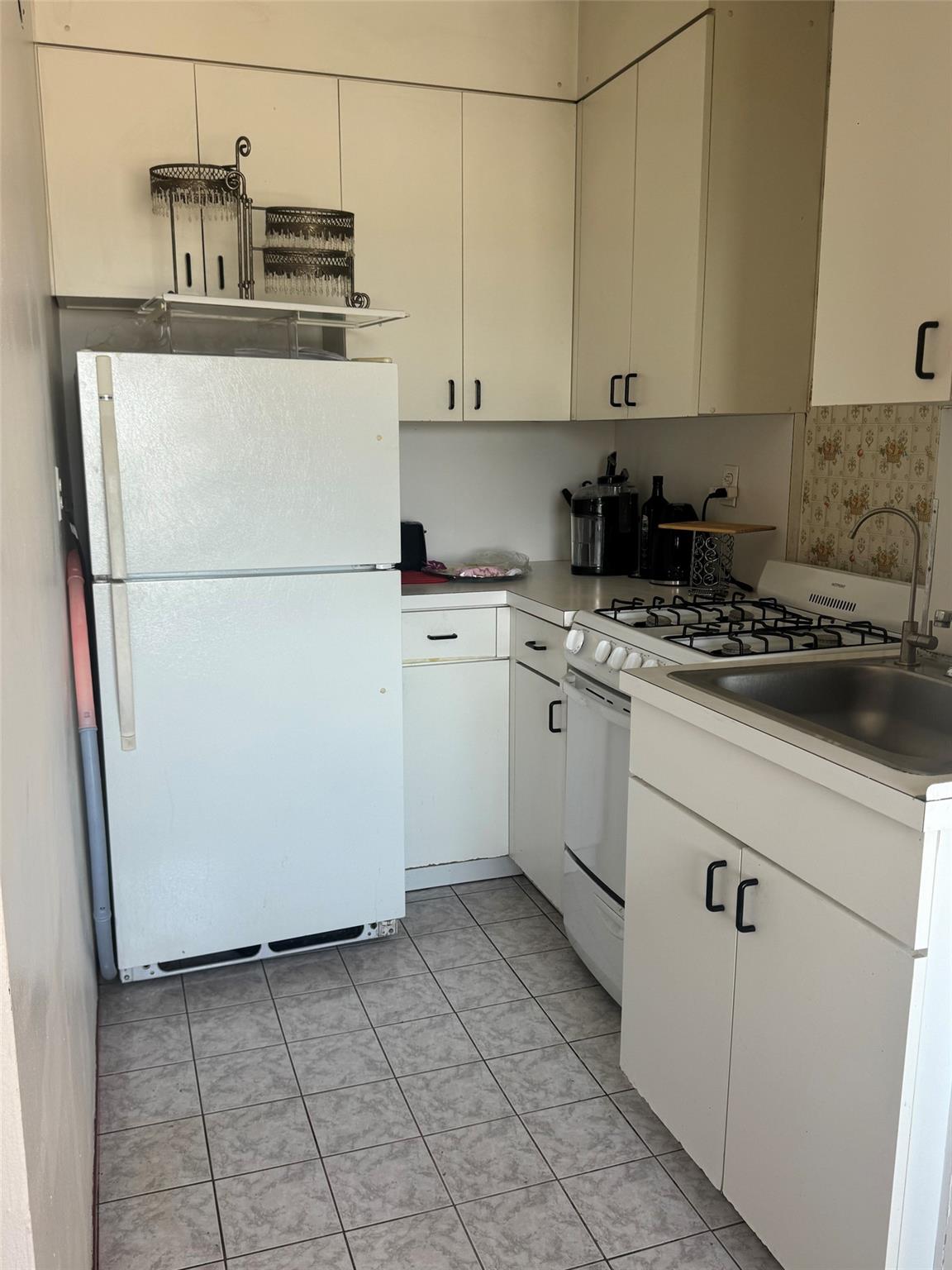 #1 photo, 99-60 63rd Road, Rego Park , NY 11374