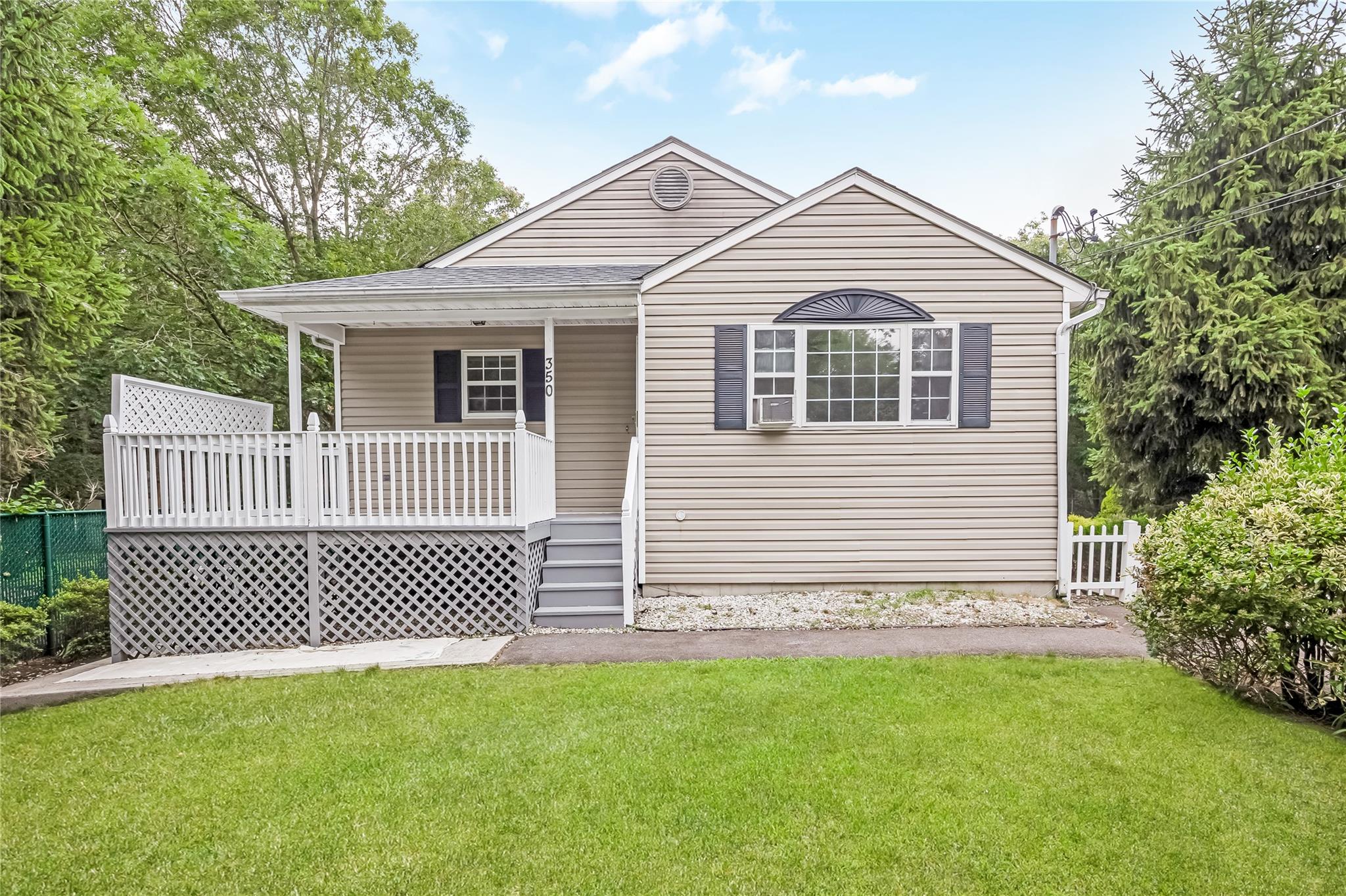 #1 photo, 350 Mark Tree Road, South Setauket , NY 11720