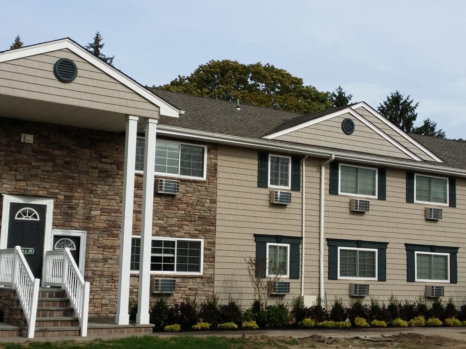 #1 photo, 333 Brook Avenue, Bay Shore , NY 11706