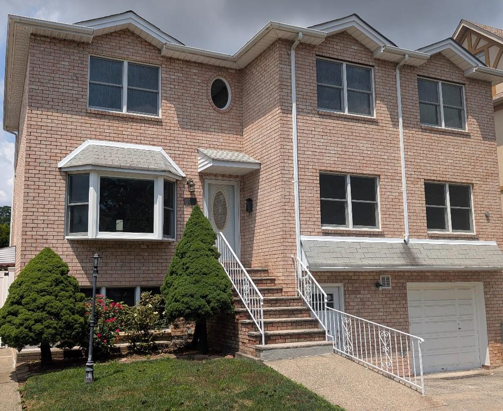 #1 photo, 26 Fairway Lane, Staten Island , NY 10301