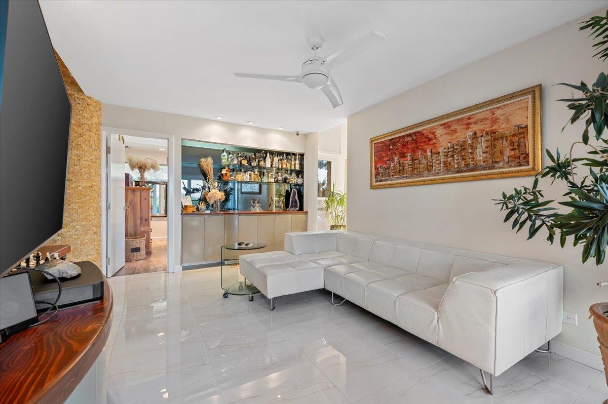 #18 photo, 45 Shore Drive, 東長島 Copiague , NY 11726