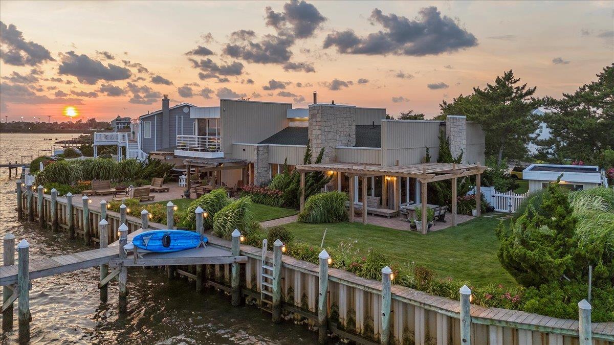 #2 photo, 45 Shore Drive, 東長島 Copiague , NY 11726