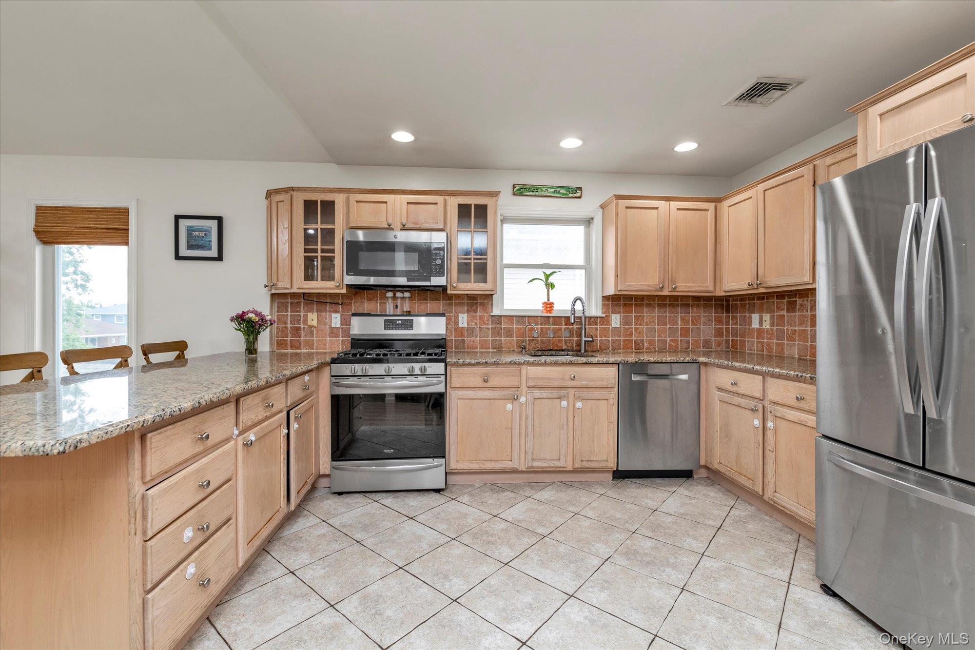 #7 photo, 227 W Pine Street, ナッソー郡 Long Beach , NY 11561