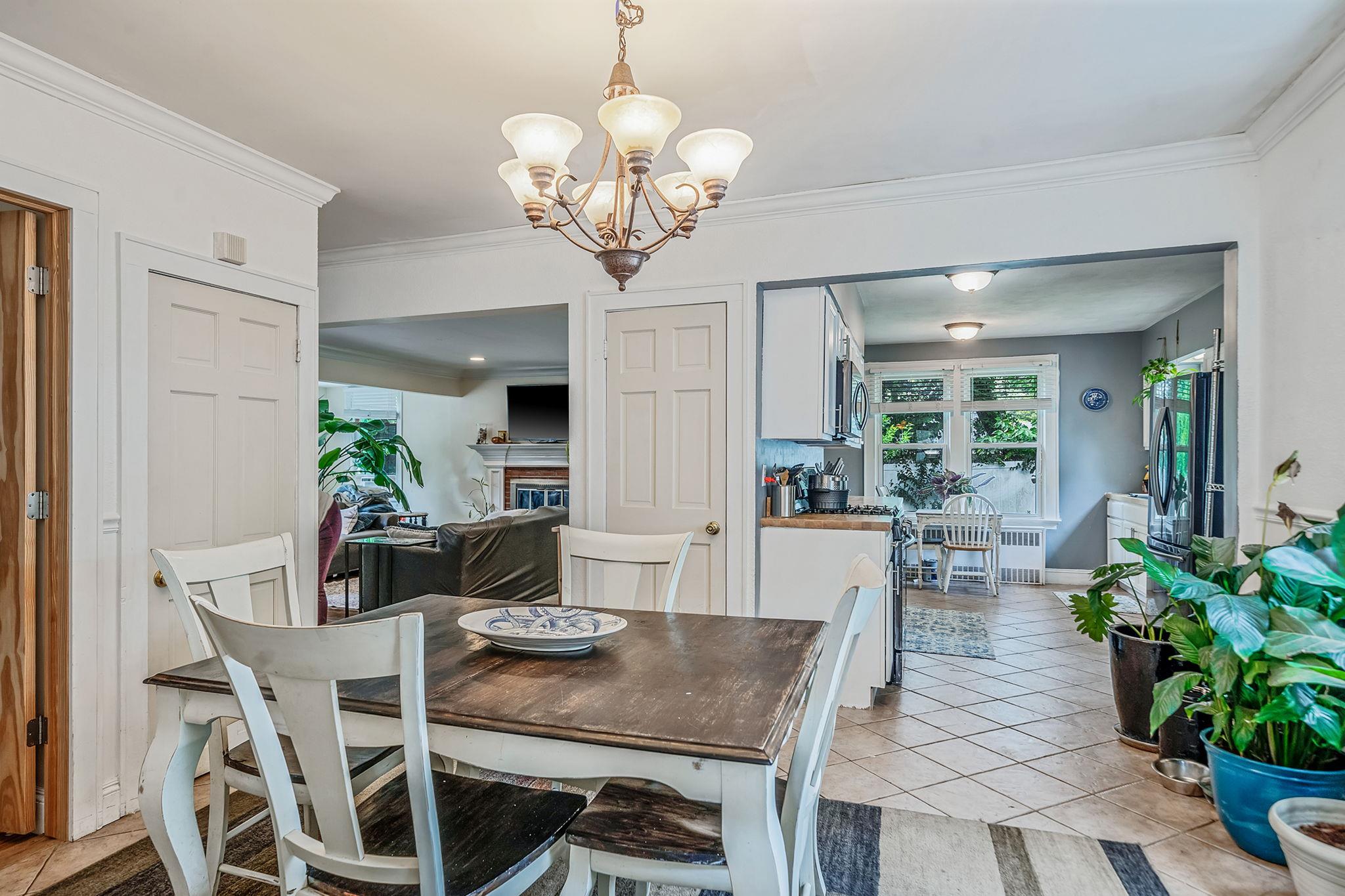 #13 photo, 67 Hiddink Street, サフォーク郡 Sayville , NY 11782