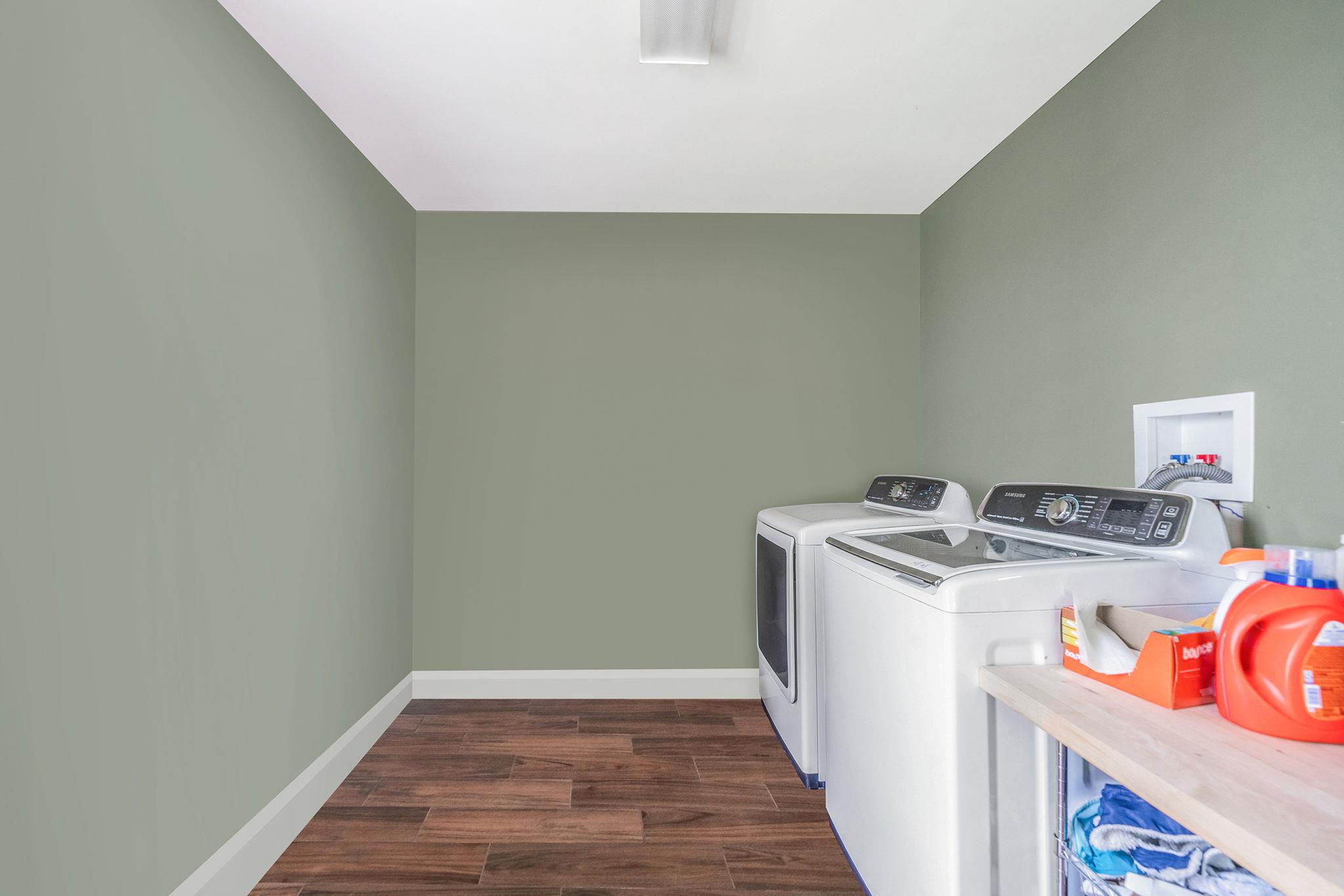 #14 photo, 67 Hiddink Street, サフォーク郡 Sayville , NY 11782