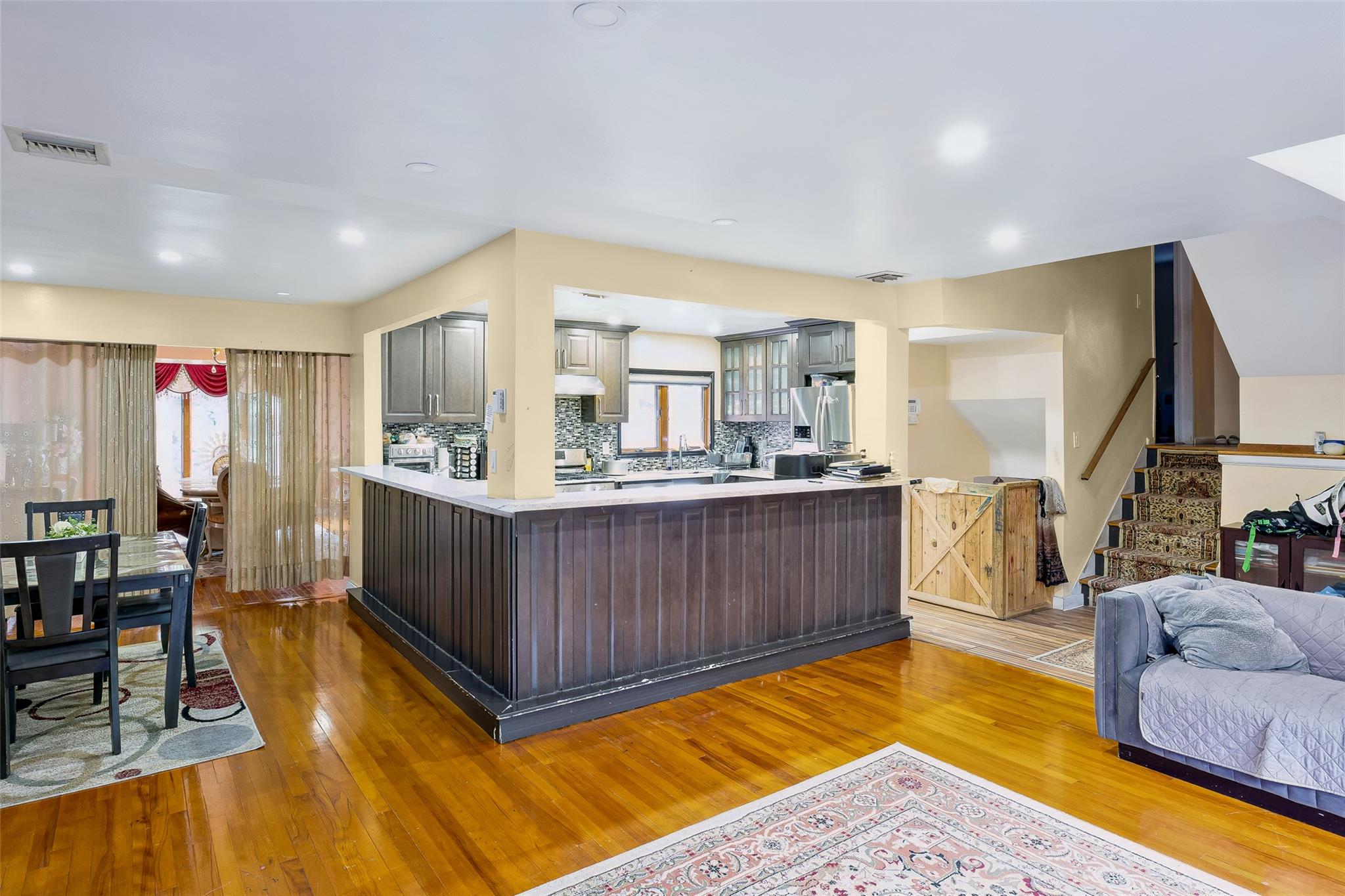 #13 photo, 31 Morris Drive, 長島 塞奧瑟 Syosset , NY 11791