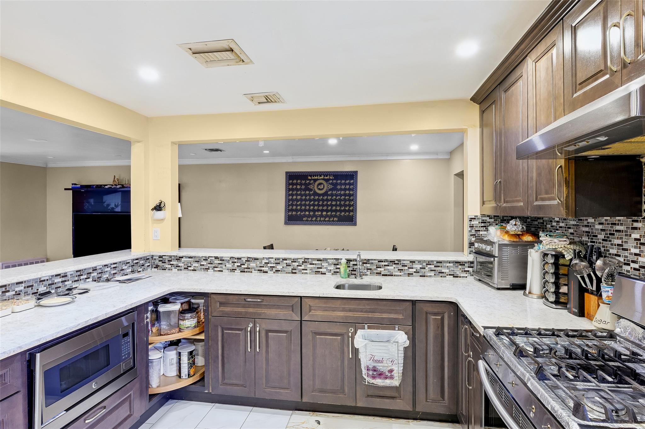 #16 photo, 31 Morris Drive, 長島 塞奧瑟 Syosset , NY 11791