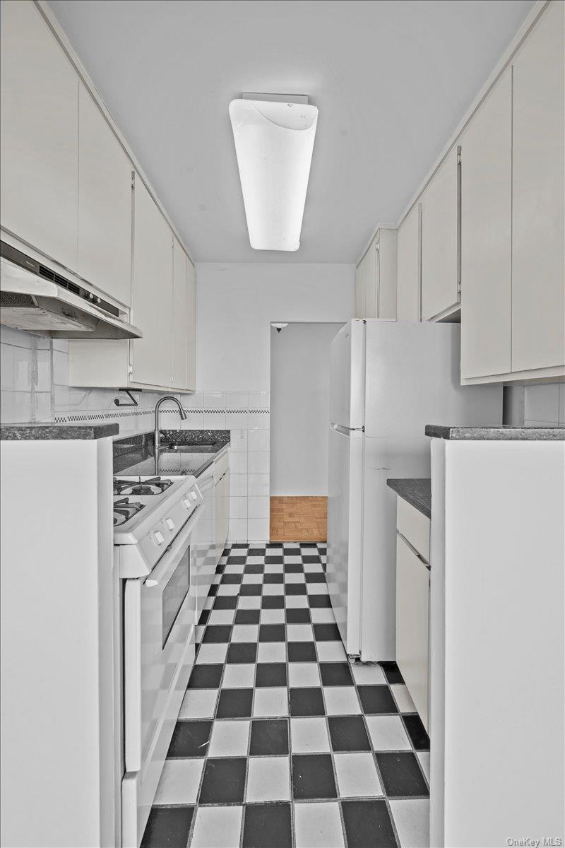 #8 photo, 2727 Palisade Avenue, ブロンクス区 Bronx , NY 10463